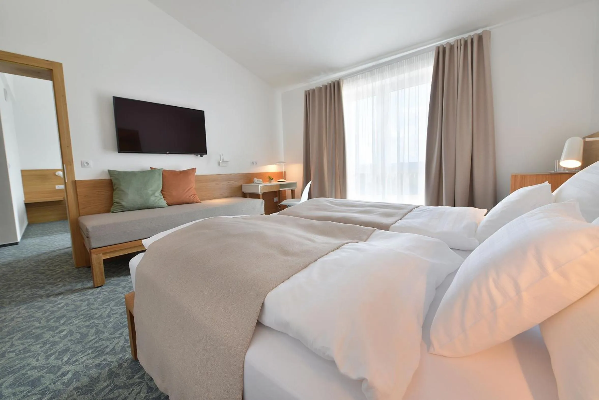 Bedroom, Bed in Wellness Hotel Happy Star