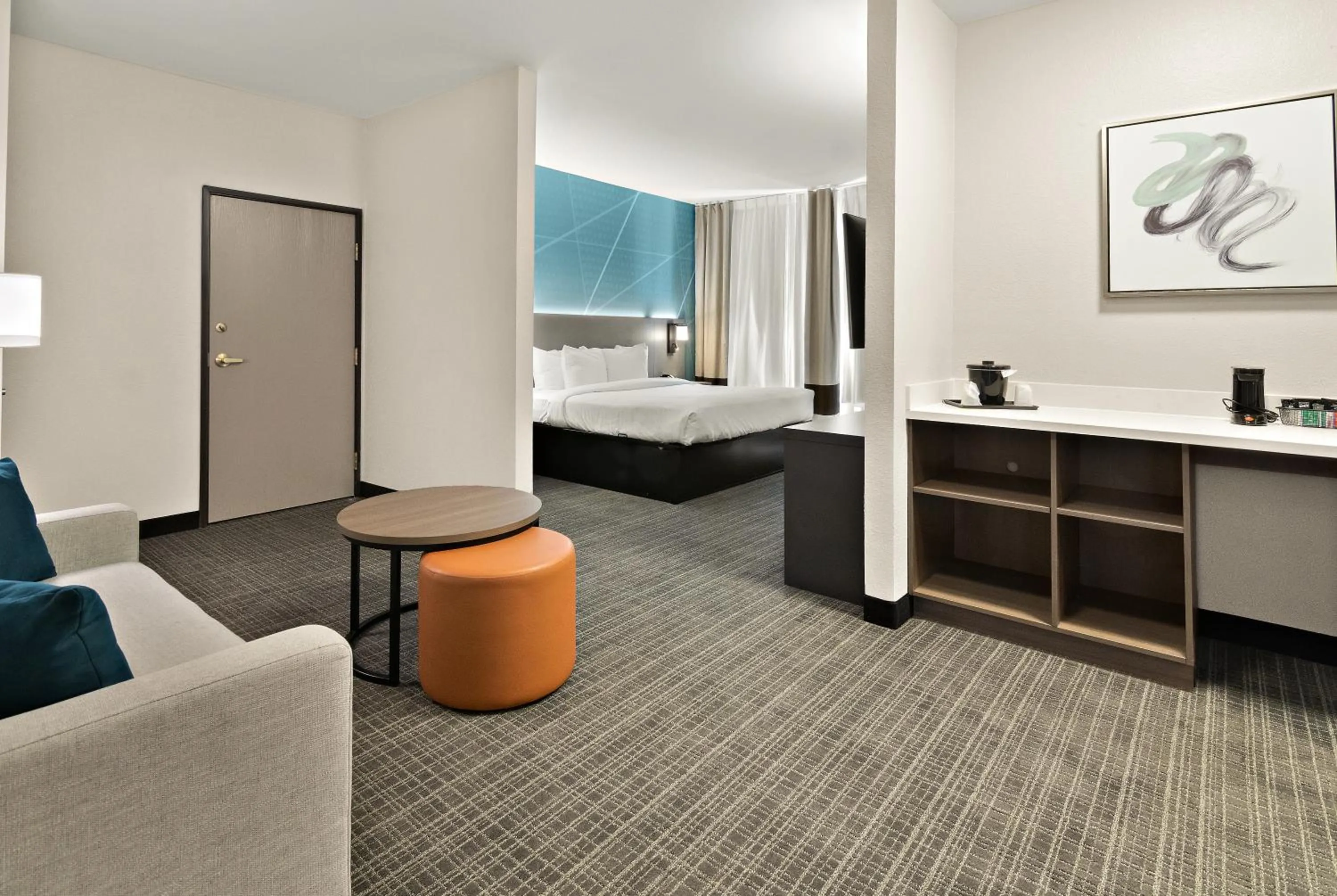 Bed in Comfort Suites Fort Worth North Fossil Creek