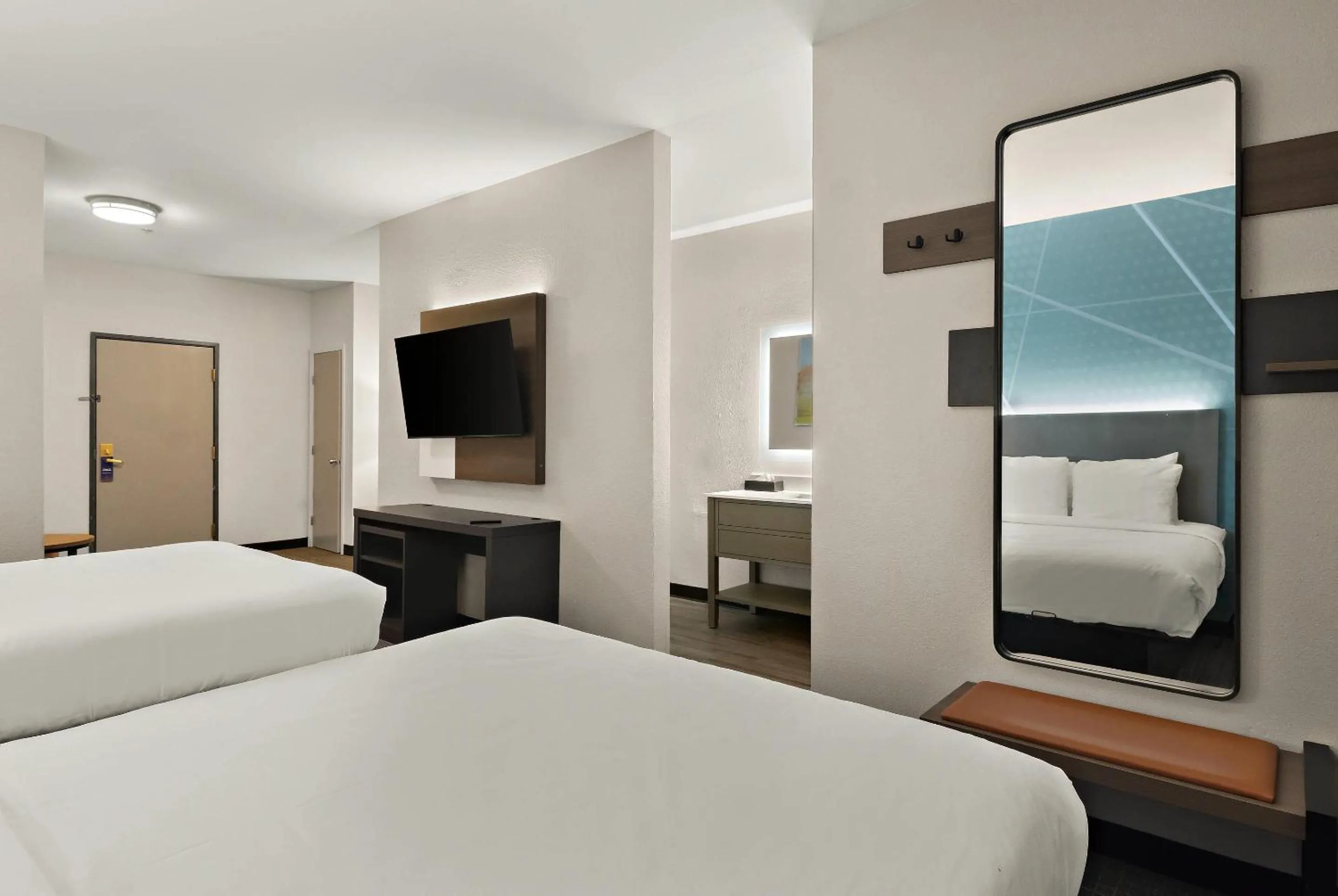 Bedroom, Bed in Comfort Suites Fort Worth North Fossil Creek