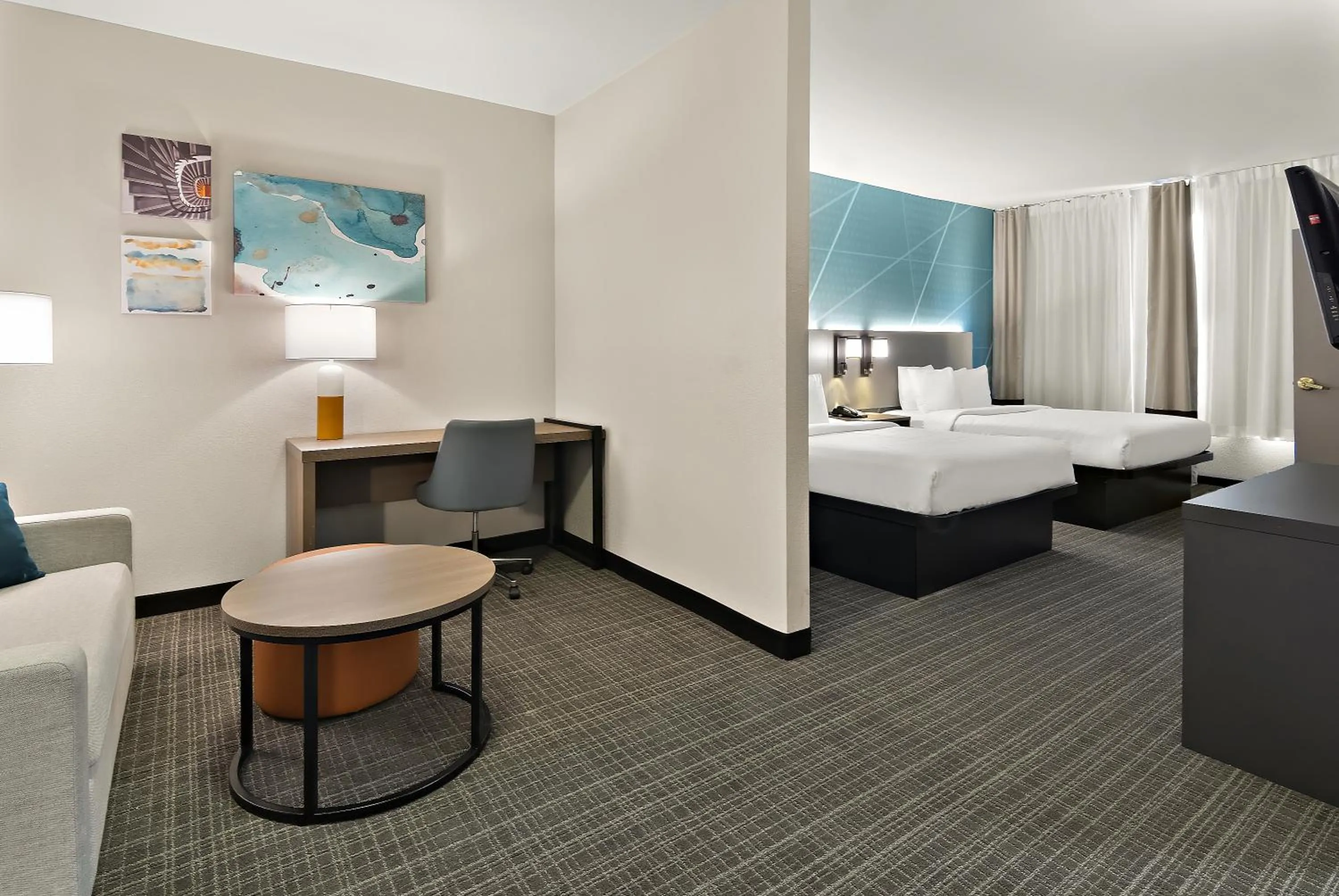 Bed in Comfort Suites Fort Worth North Fossil Creek