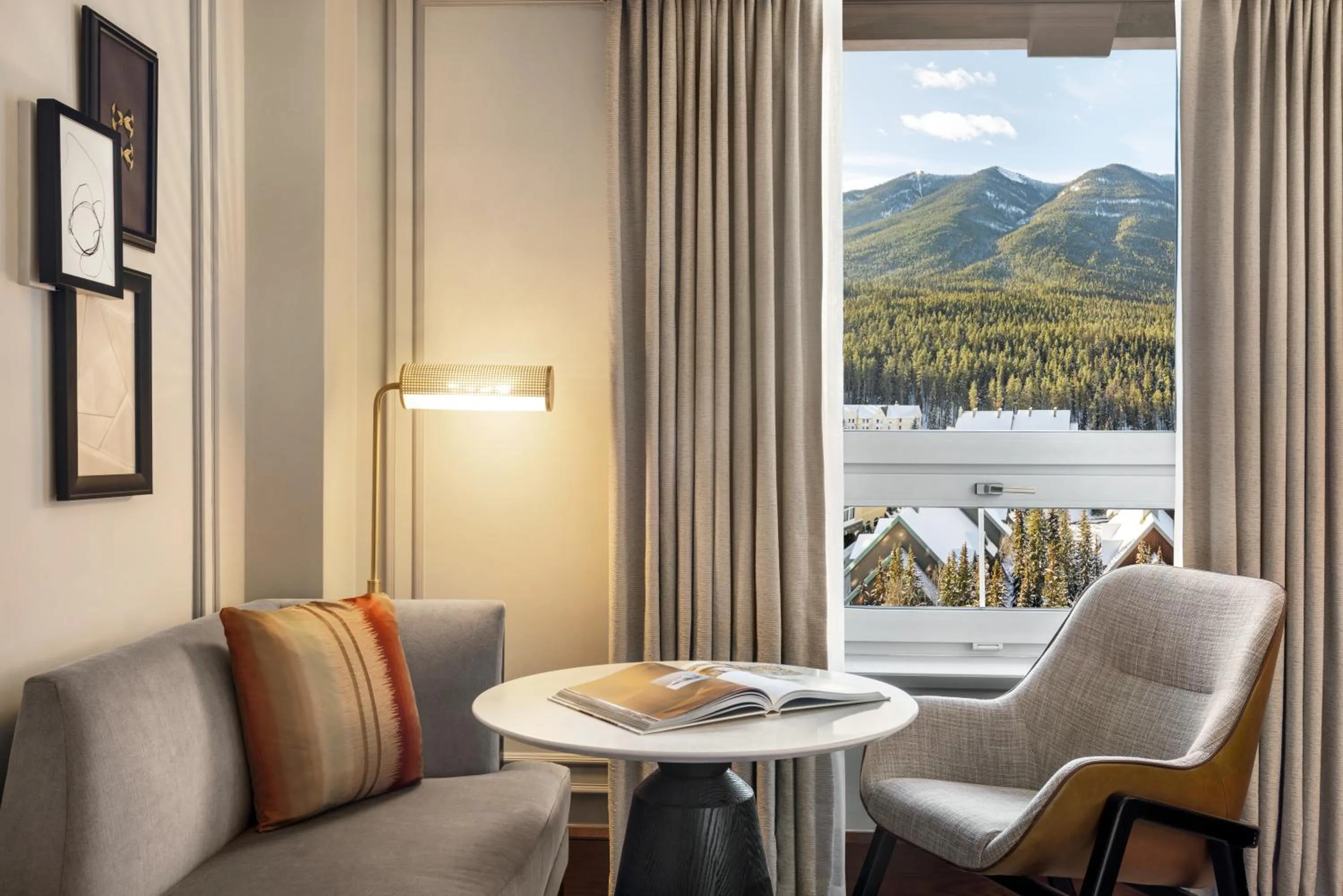 Bed in Fairmont Banff Springs