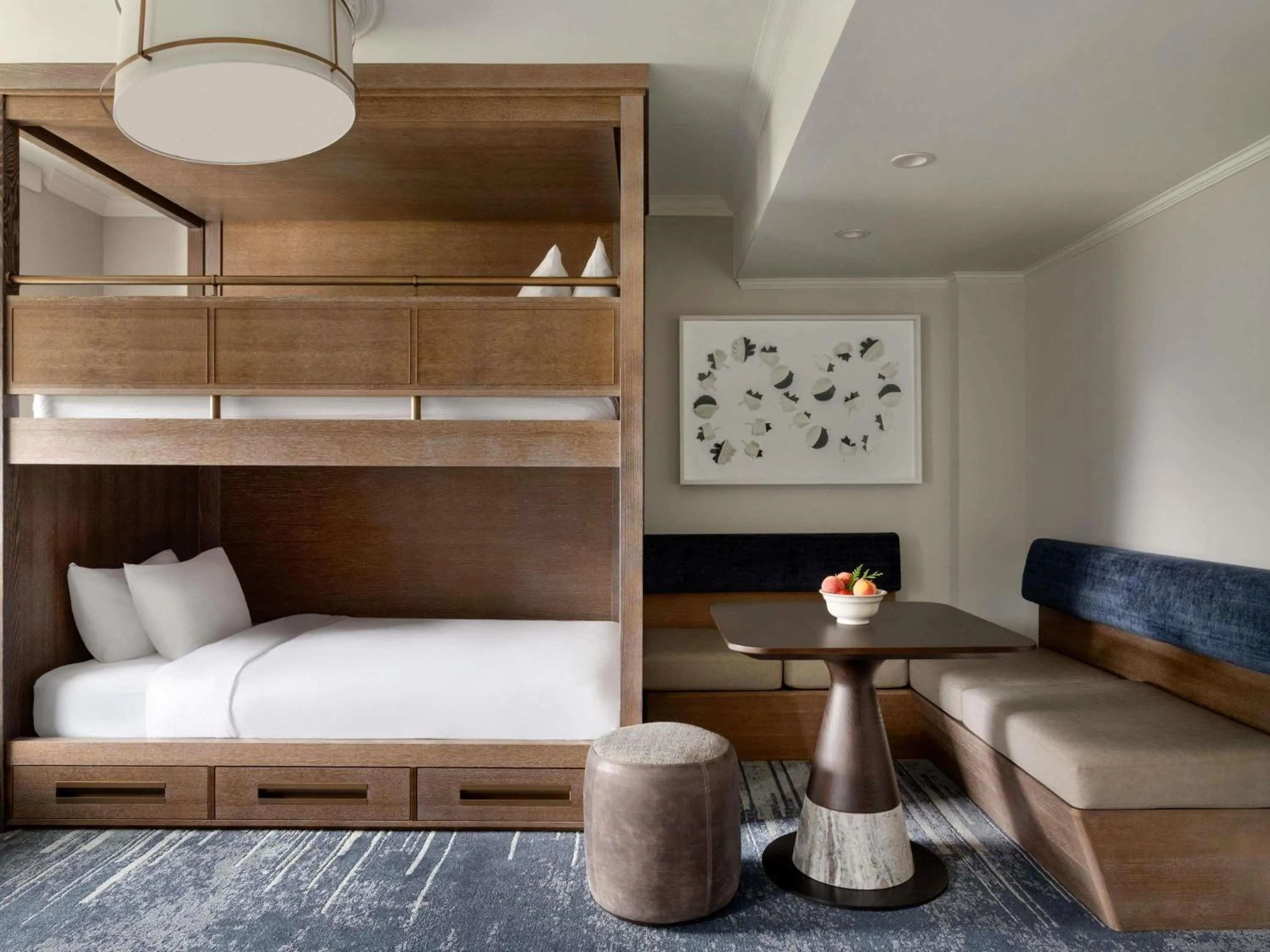 Bedroom, Bed in Fairmont Banff Springs