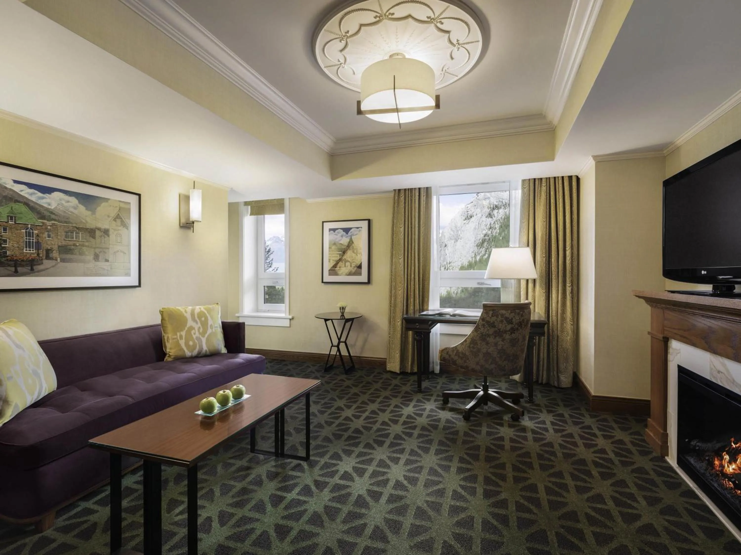 Bedroom in Fairmont Banff Springs