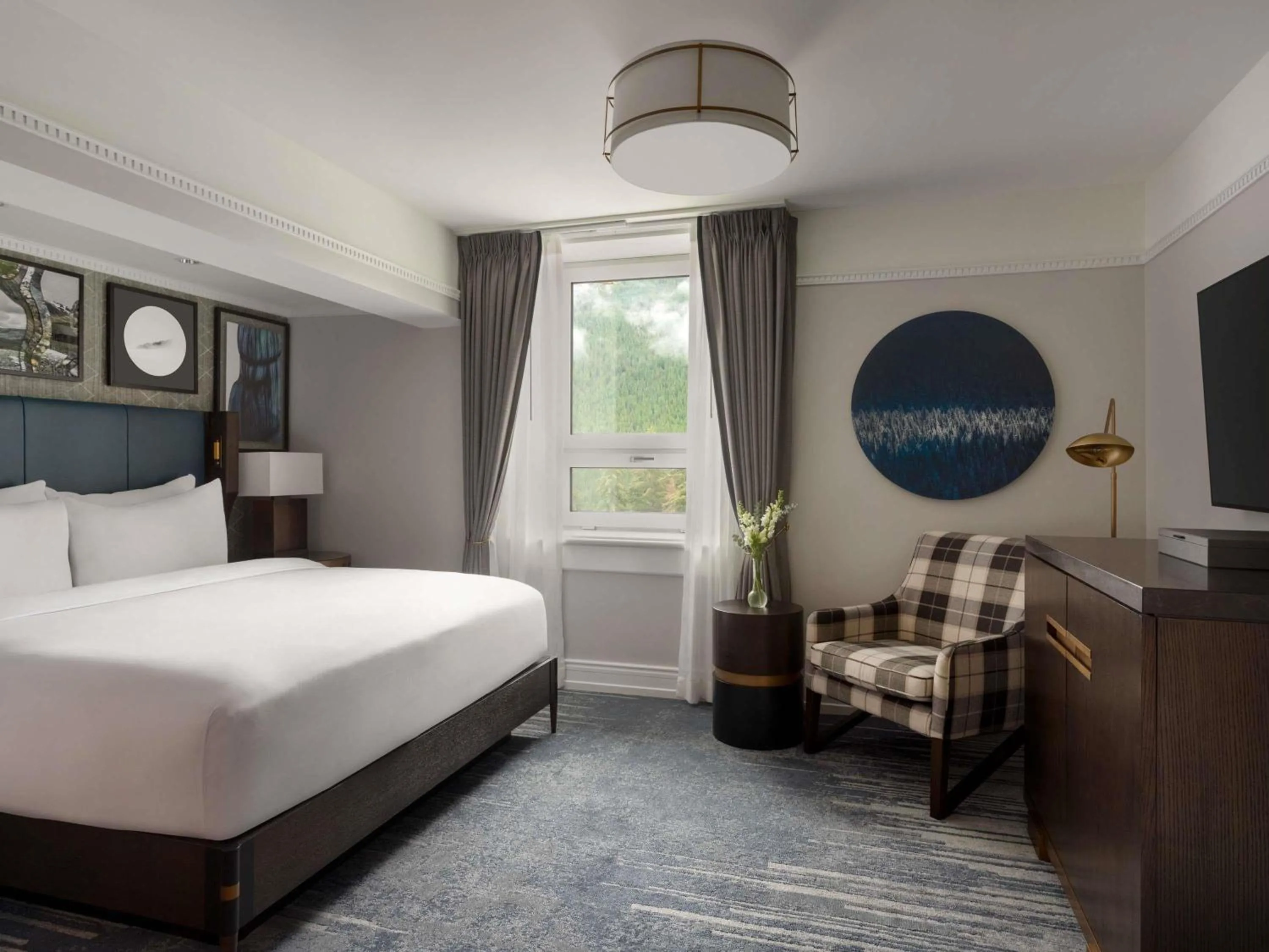 Bedroom, Bed in Fairmont Banff Springs