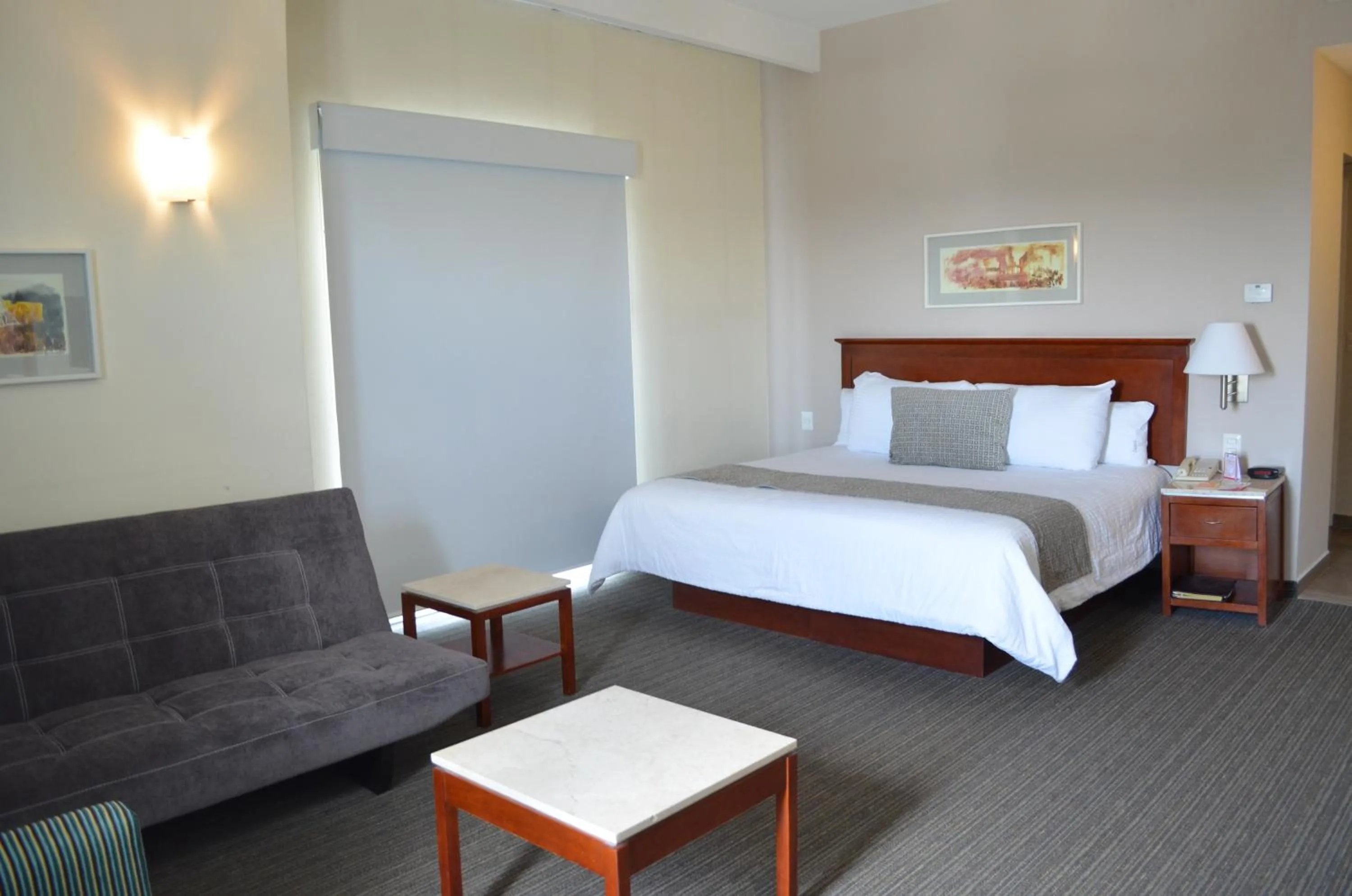 Photo of the whole room, Bed in Casa Inn Business Hotel Celaya