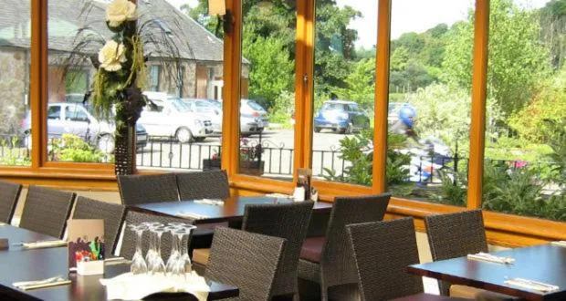 Restaurant/places to eat in Laird And Dog Inn