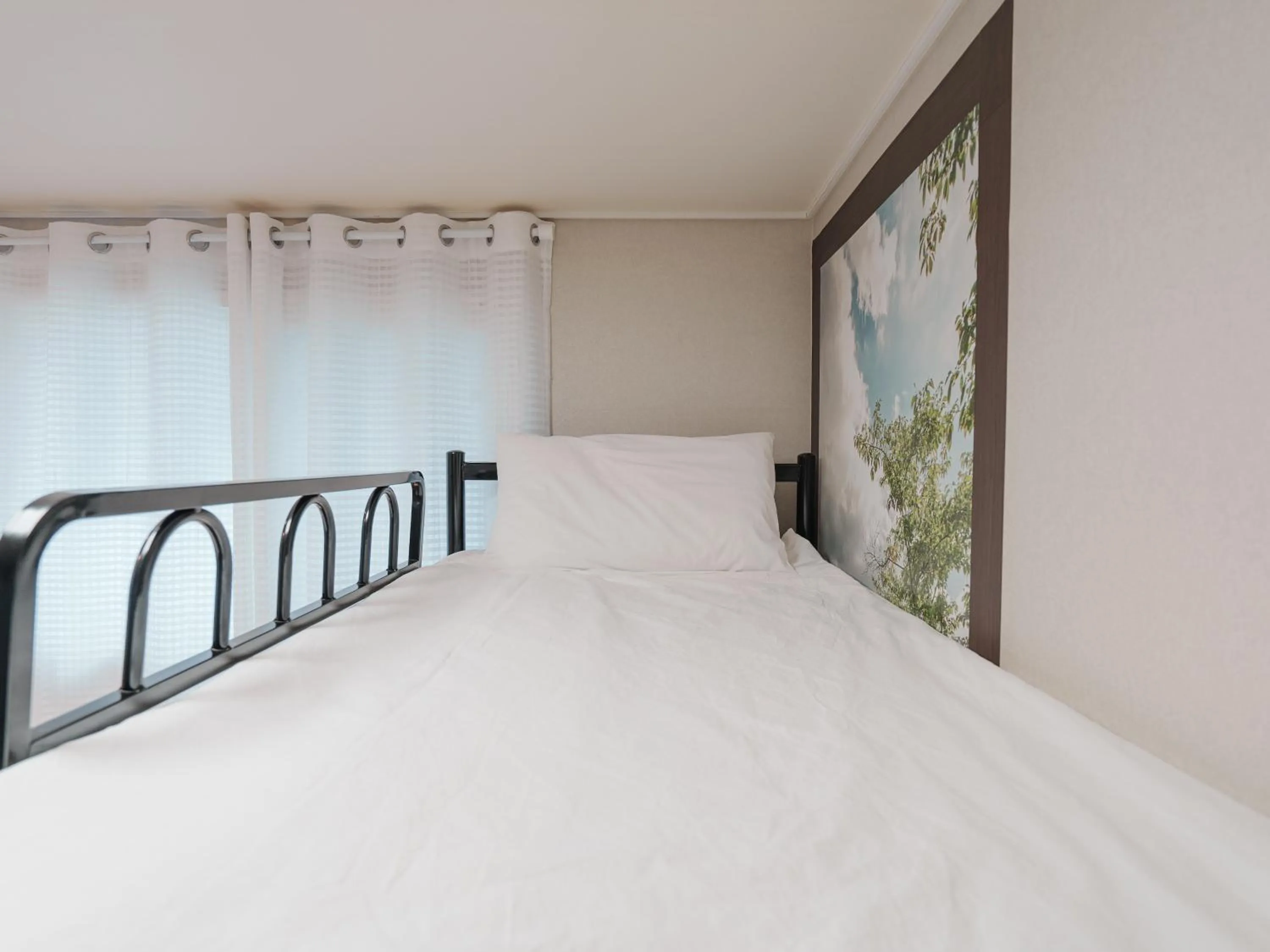 Bedroom, Bed in 인천공항 게스트하우스 레인부츠