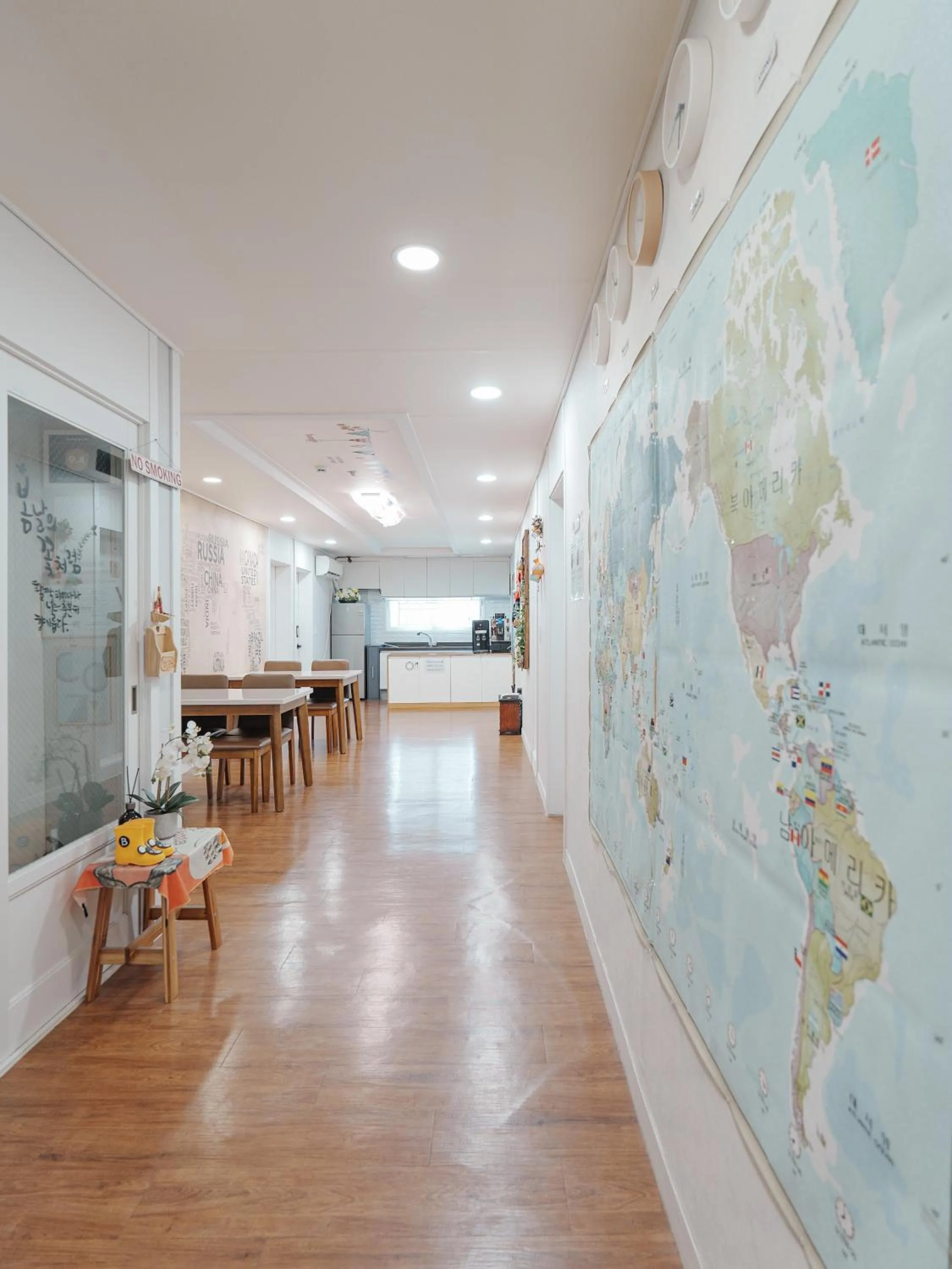 Living room in 인천공항 게스트하우스 레인부츠