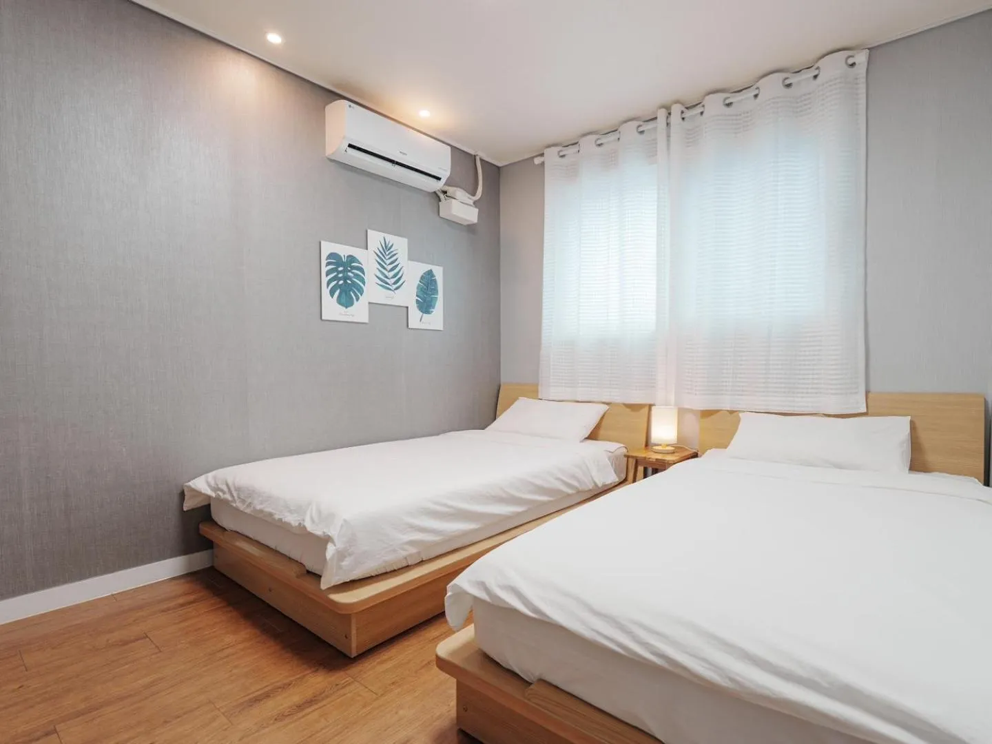 Bedroom, Bed in 인천공항 게스트하우스 레인부츠