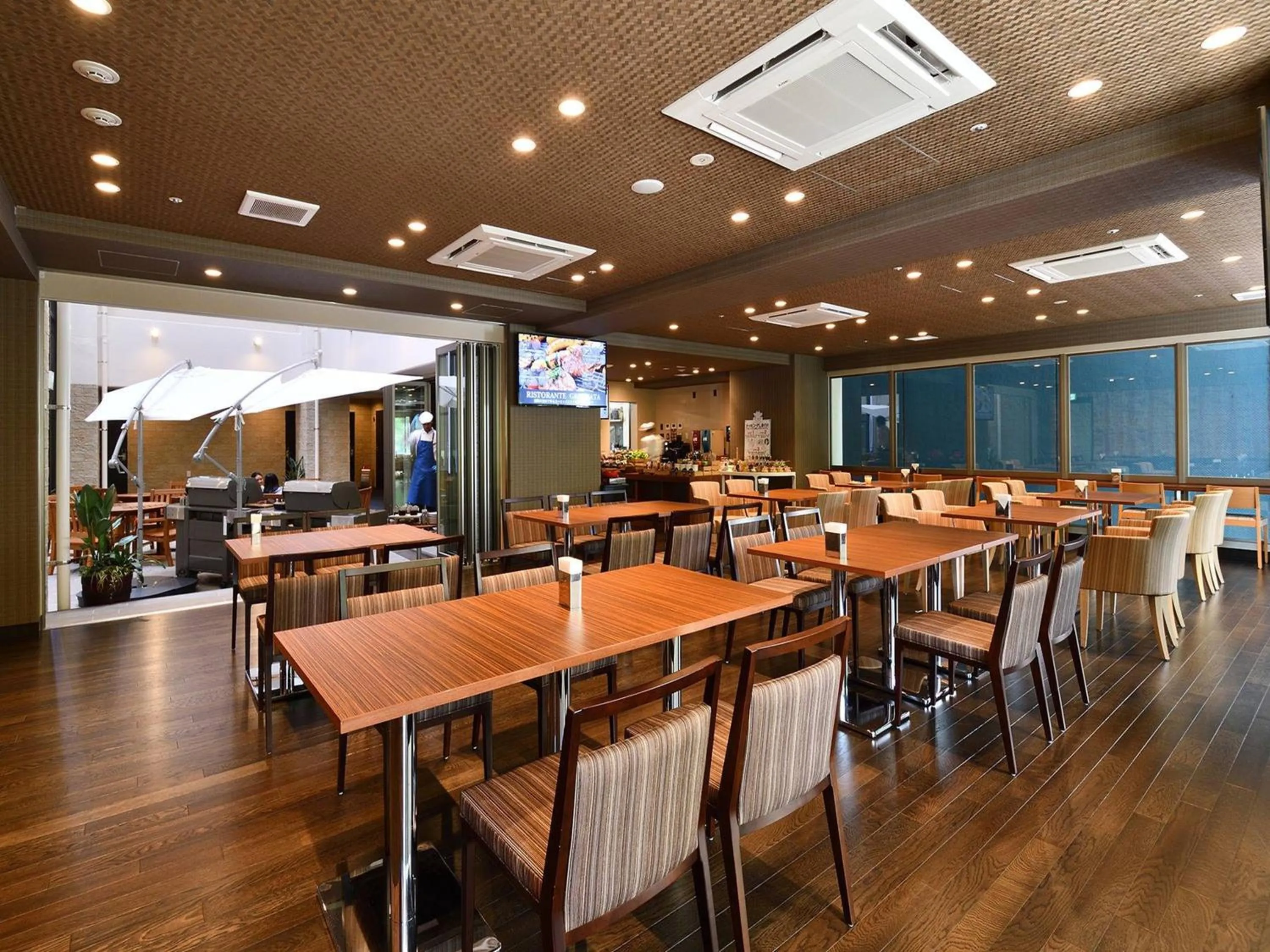 Restaurant/places to eat in Hotel WBF Grande Hakata