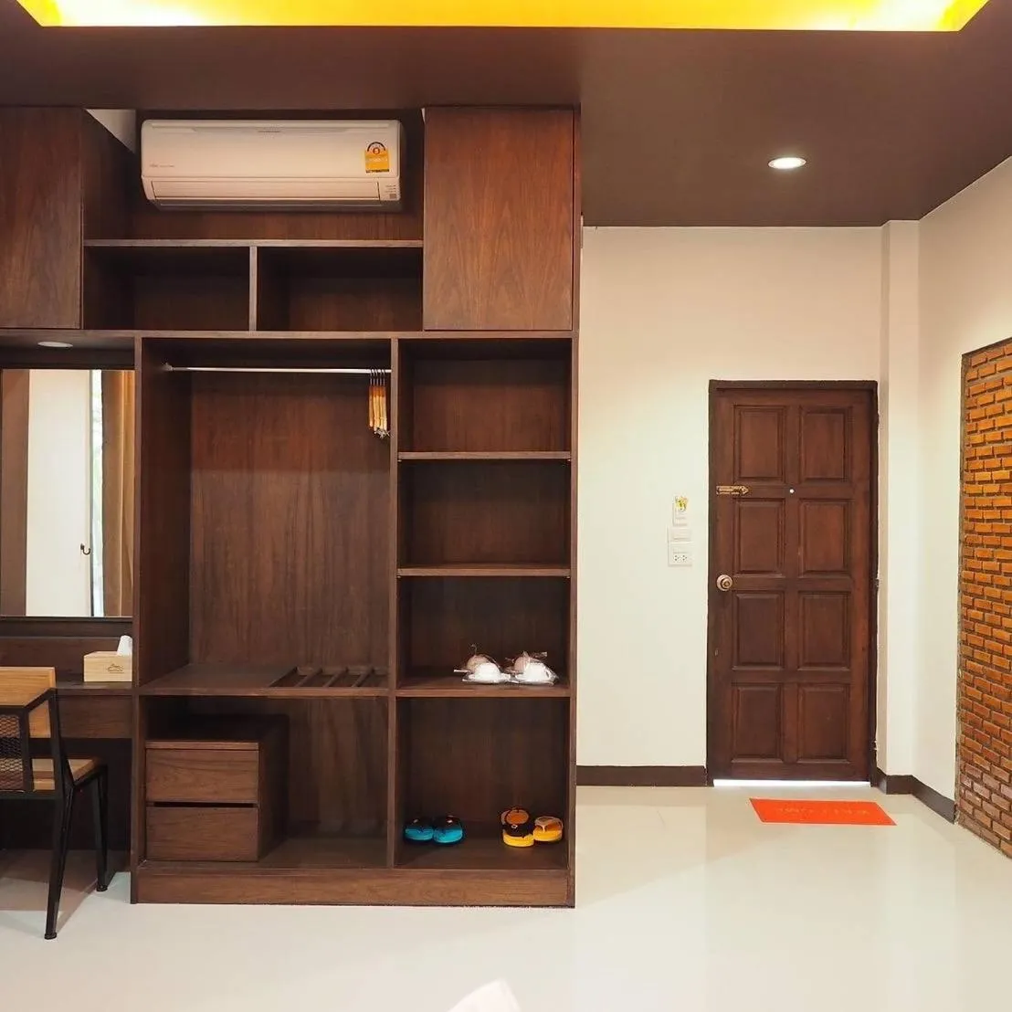 Photo of the whole room in Doithinnan Resort