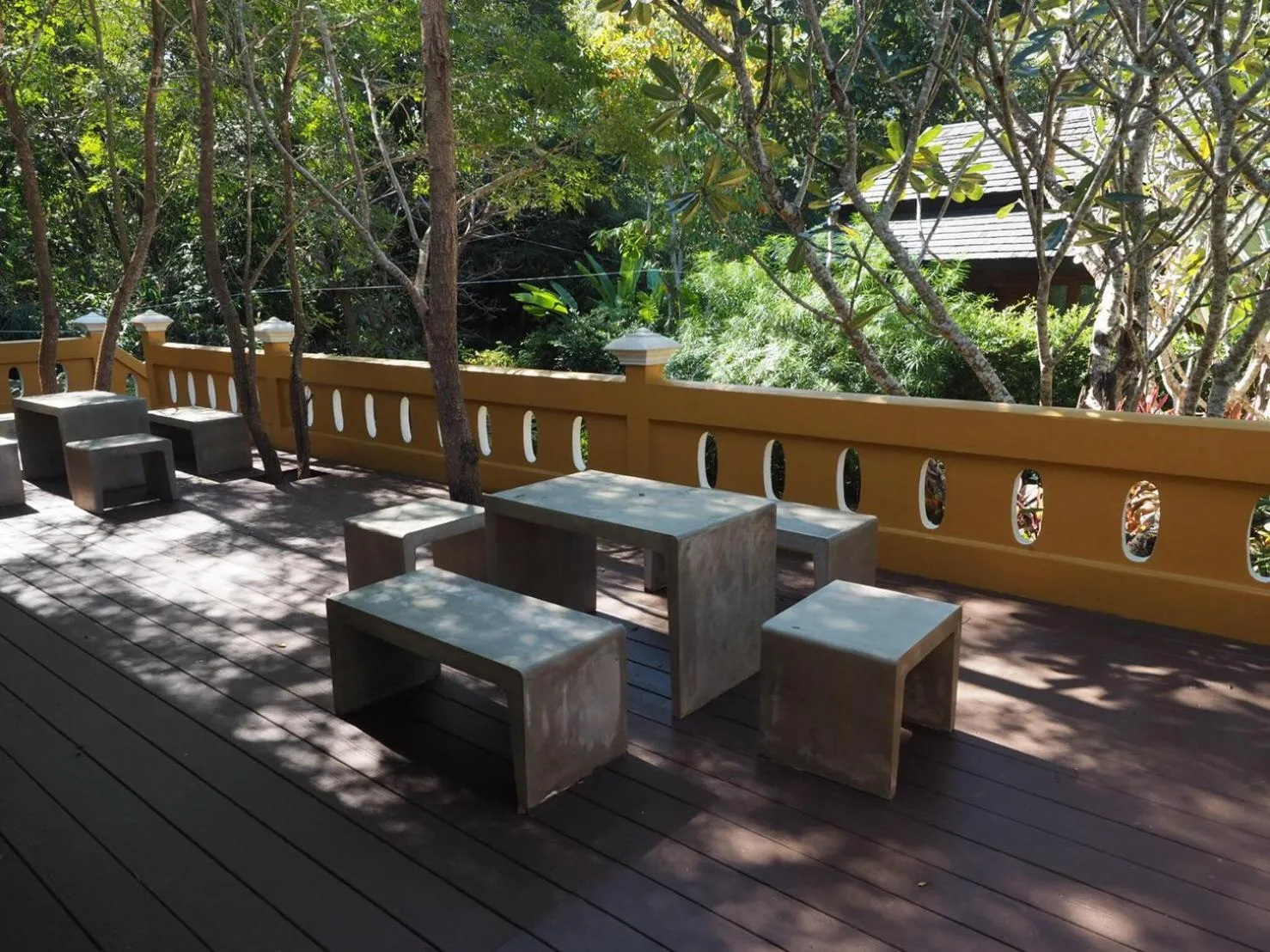 Balcony/Terrace in Doithinnan Resort