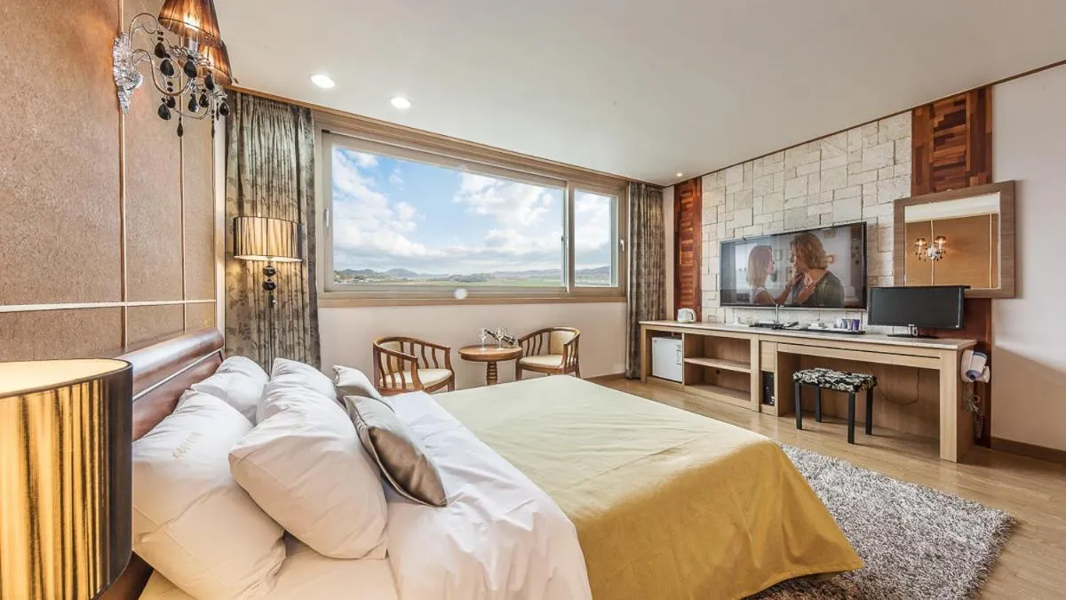 Bed in Venezia Hotel