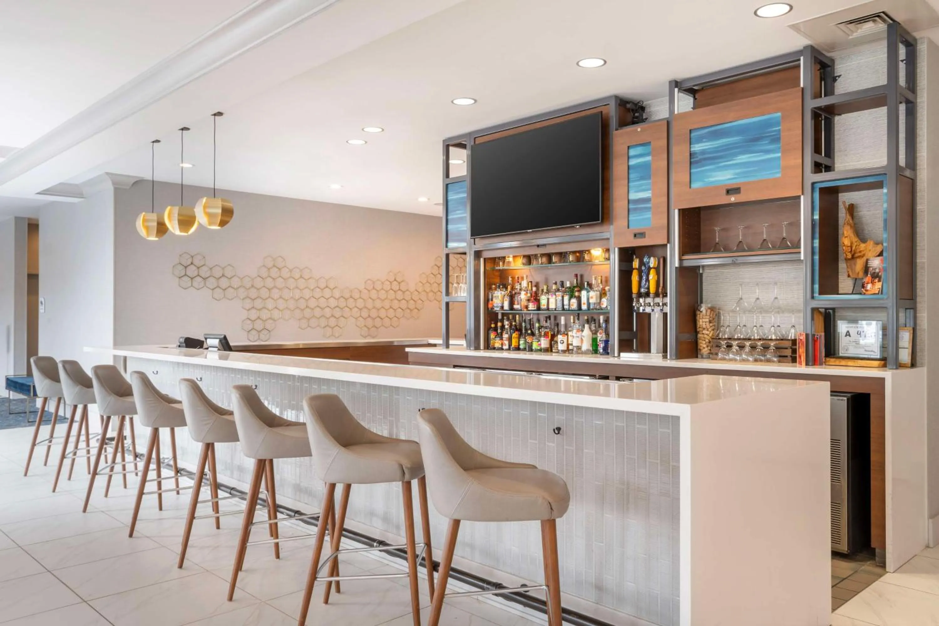 Lounge or bar in Hilton Garden Inn Charlotte/Concord