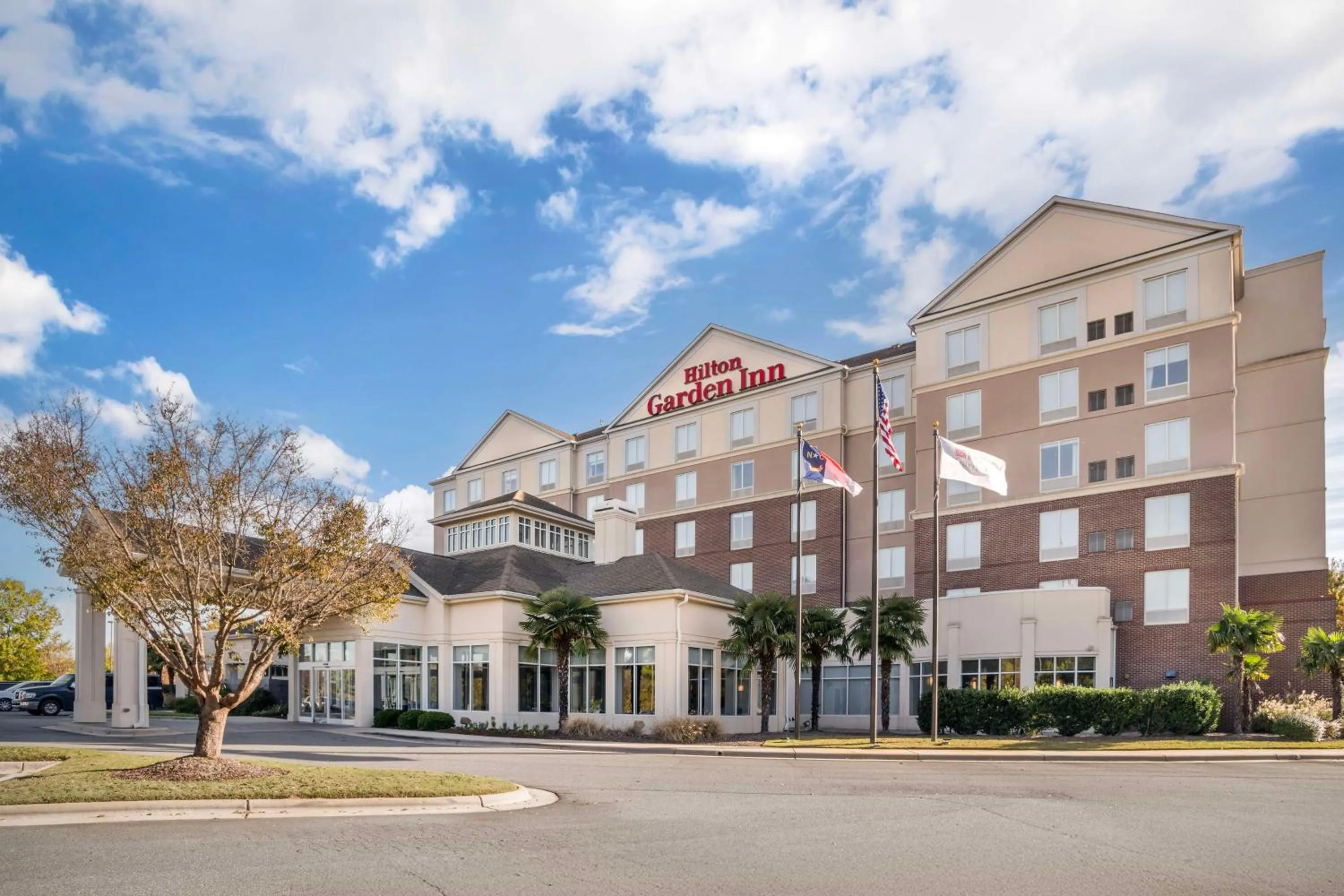 Property building in Hilton Garden Inn Charlotte/Concord