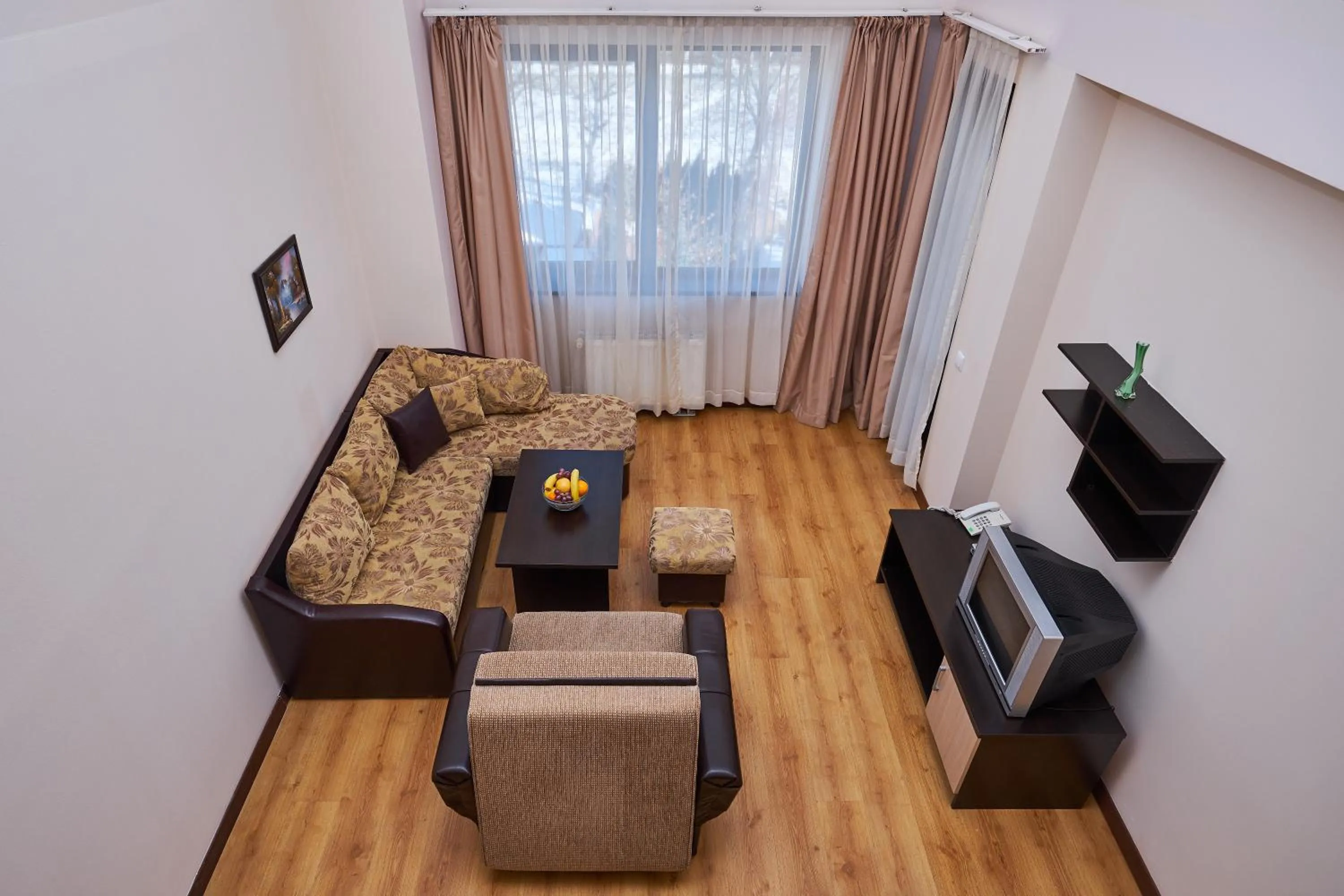 Sunrise Park Complex - Free Wellness