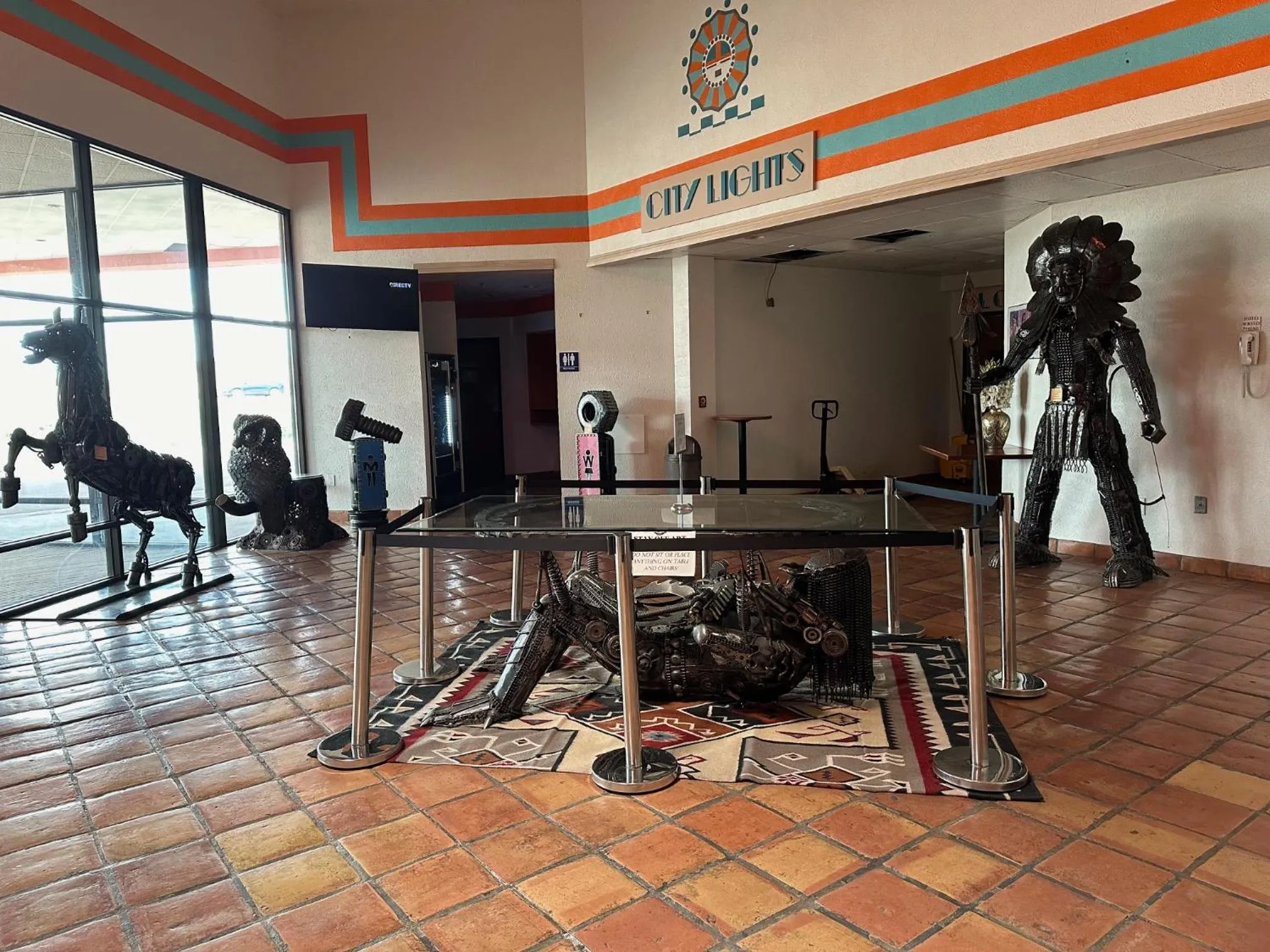 Property building in Howard Johnson by Wyndham Gallup