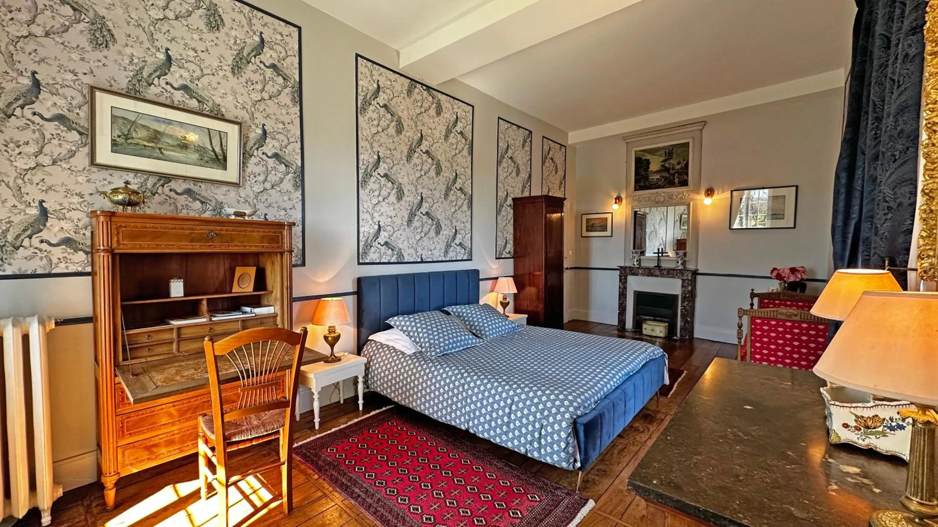 Bed in Château de la Chabroulie