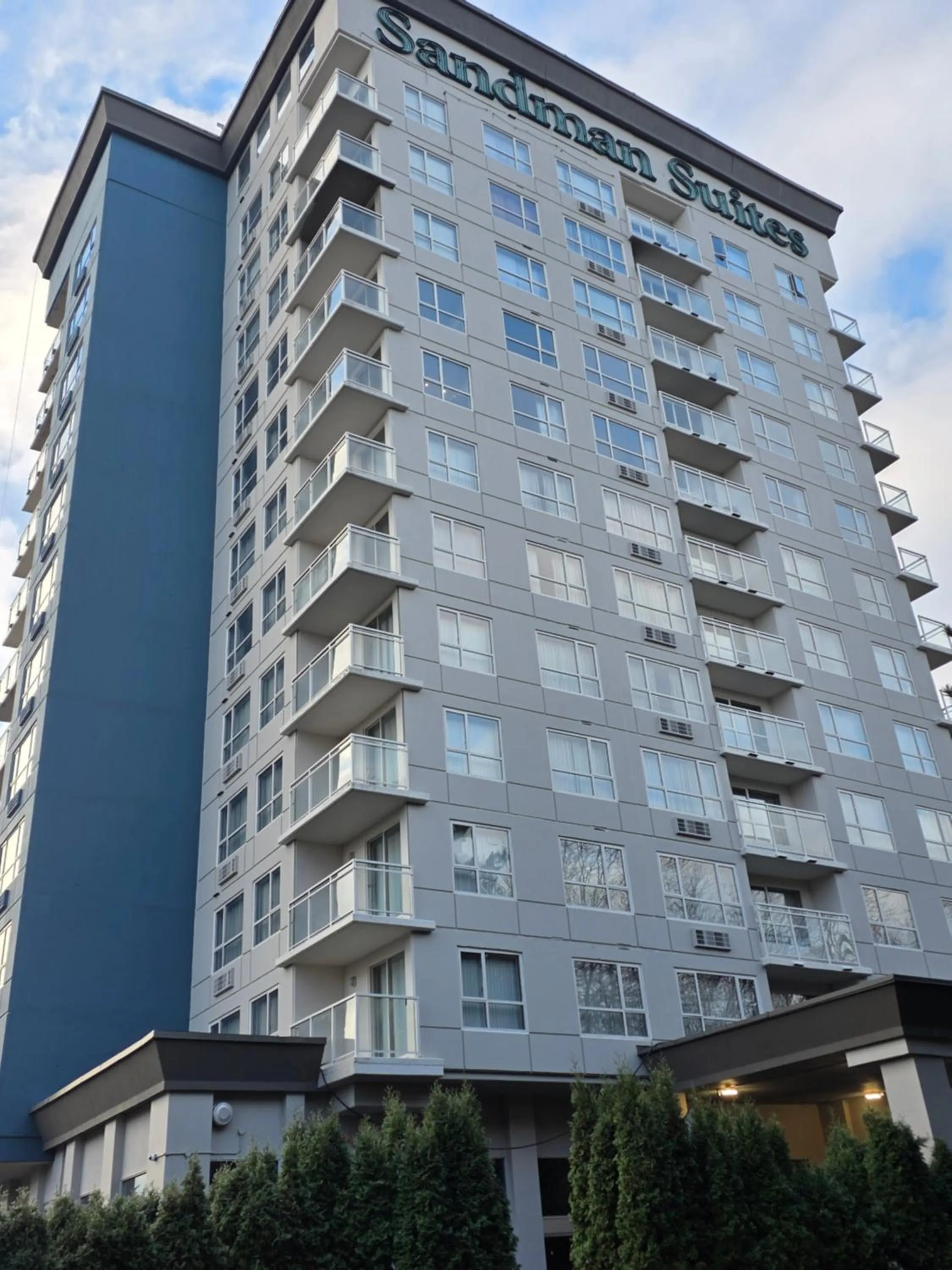 Property building in Sandman Suites Surrey - Guildford