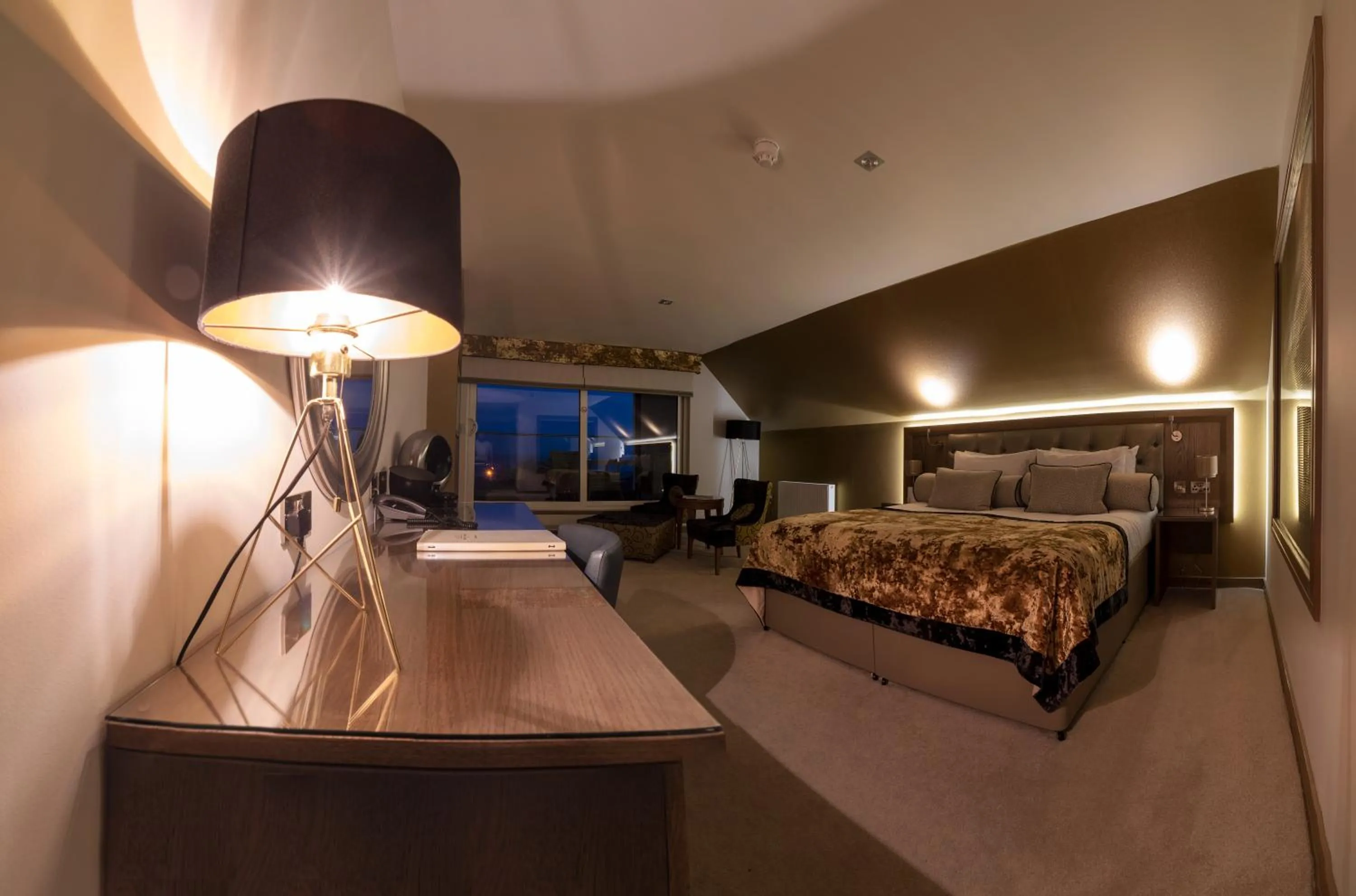 Bedroom, Bed in Seamill House Hotel