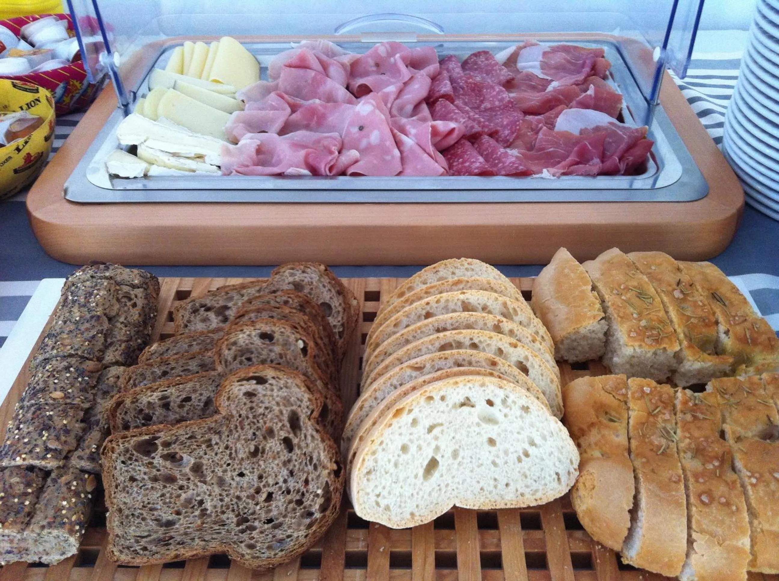 Lounge or bar in Maree Hotel