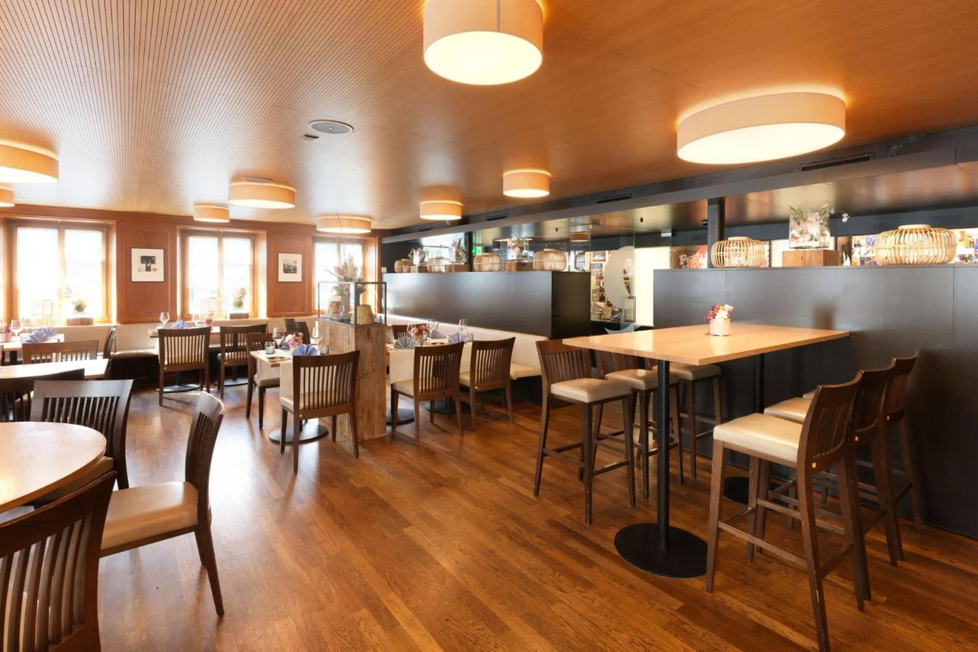 Restaurant/places to eat in Hotel Engel