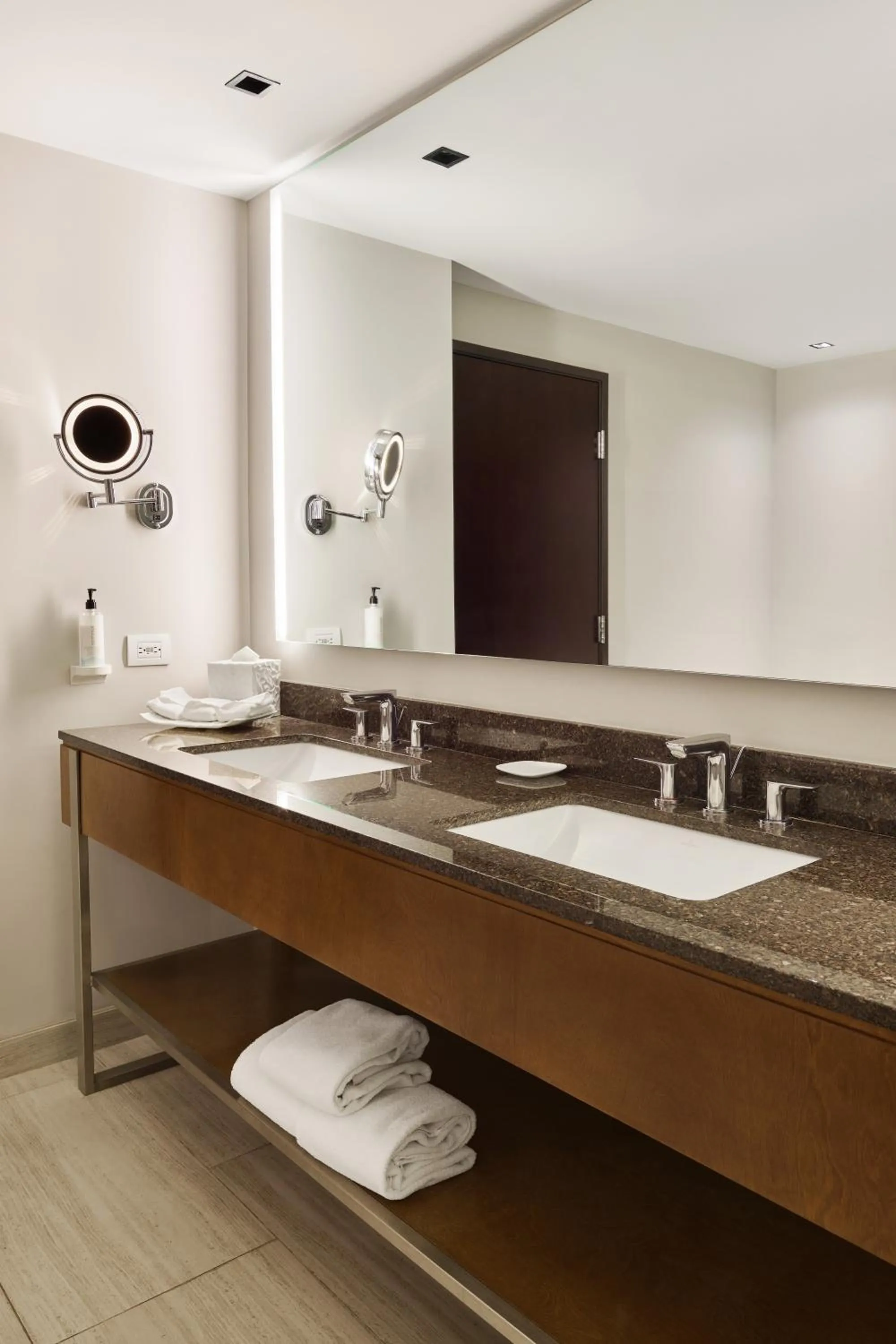 Bathroom in Hilton Garden Inn Chihuahua