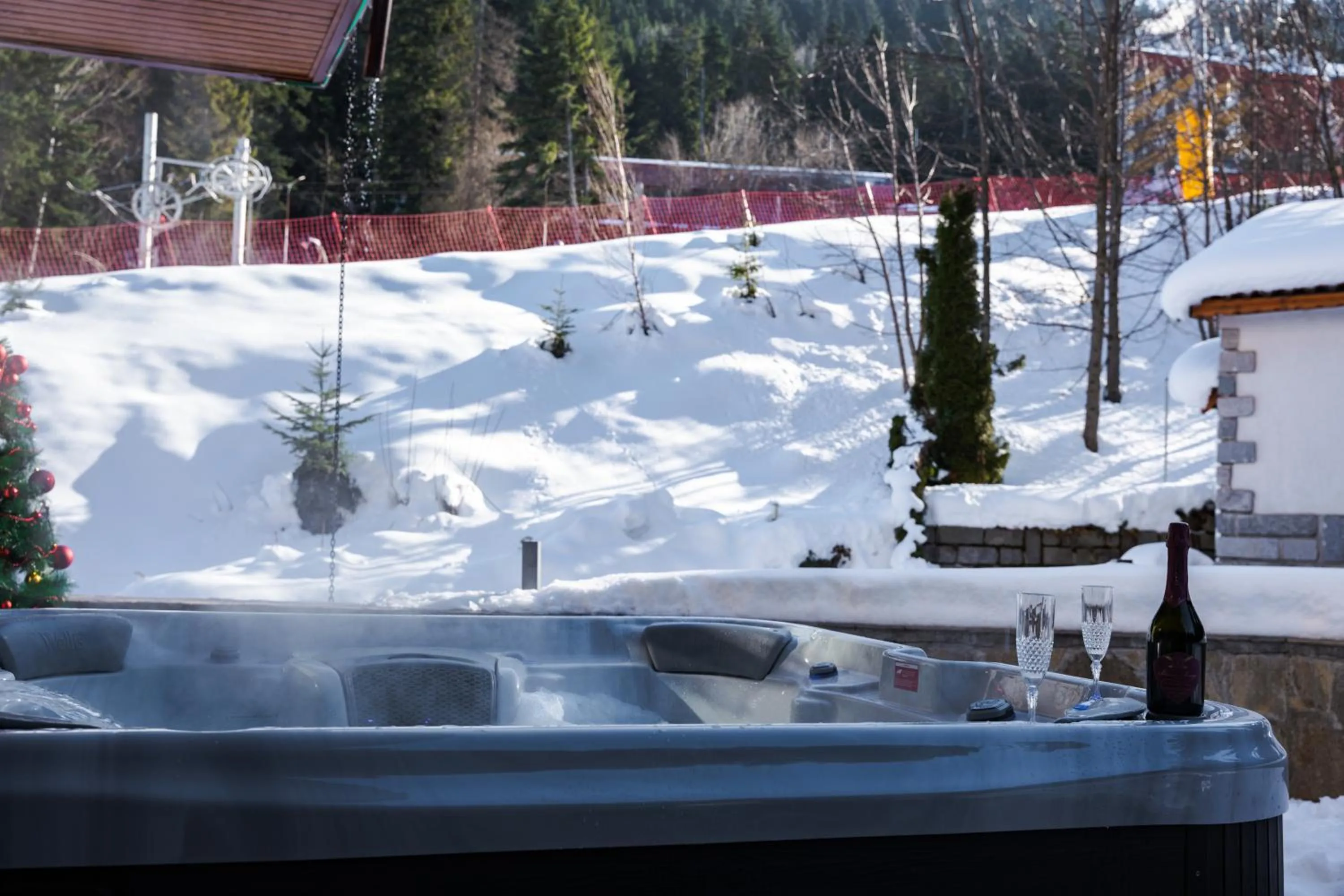 Hot Tub in Musala Hotel