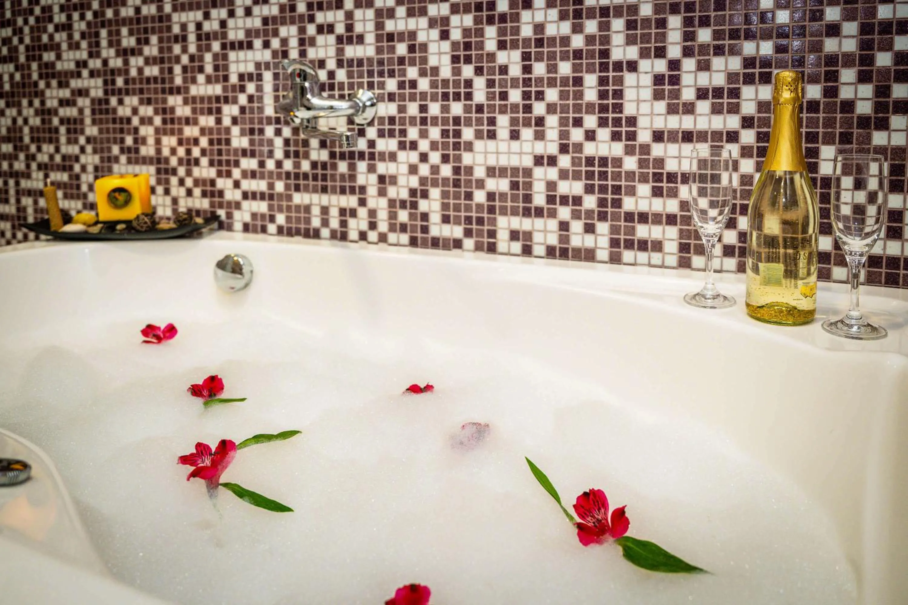 Hot Tub in Musala Hotel