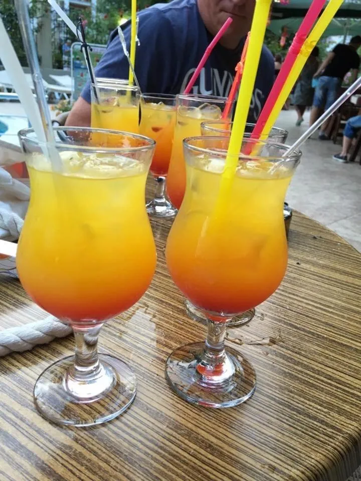 Drinks in Hotel L&B- Free parking