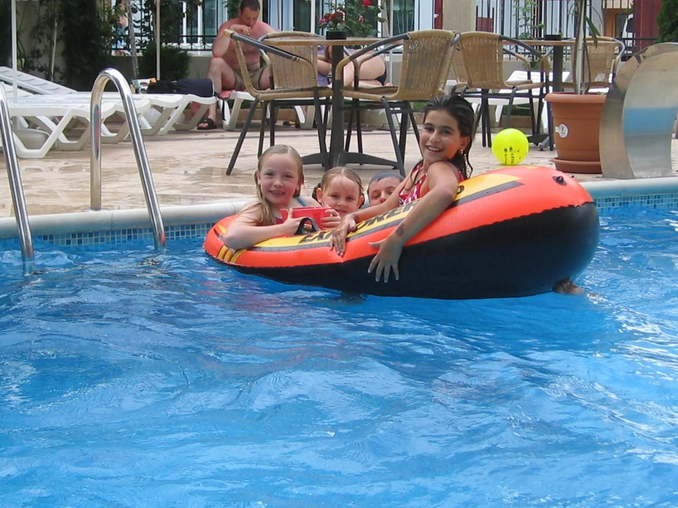 Swimming pool in Hotel L&B- Free parking