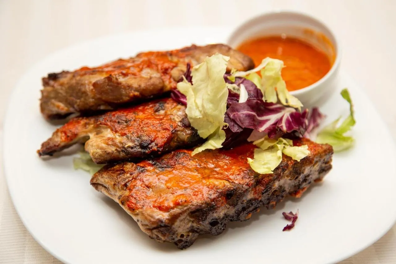 Food and drinks in Hotel Bueno