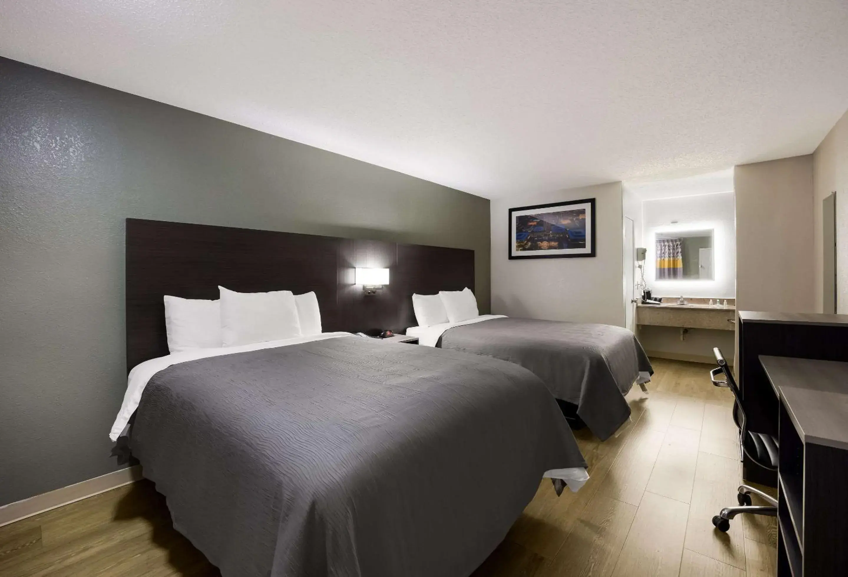 Double Room with Two Double Beds - Non-Smoking/Super Saver Room in Quality Inn Tallahassee near University Double Room with Two Double Beds - Non-Smoking/Super Saver Room in Quality Inn Tallahassee near University