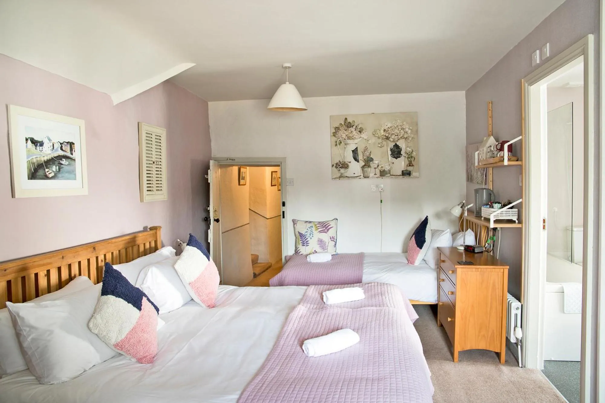 Bedroom, Bed in Hawthorn Farm Guest House