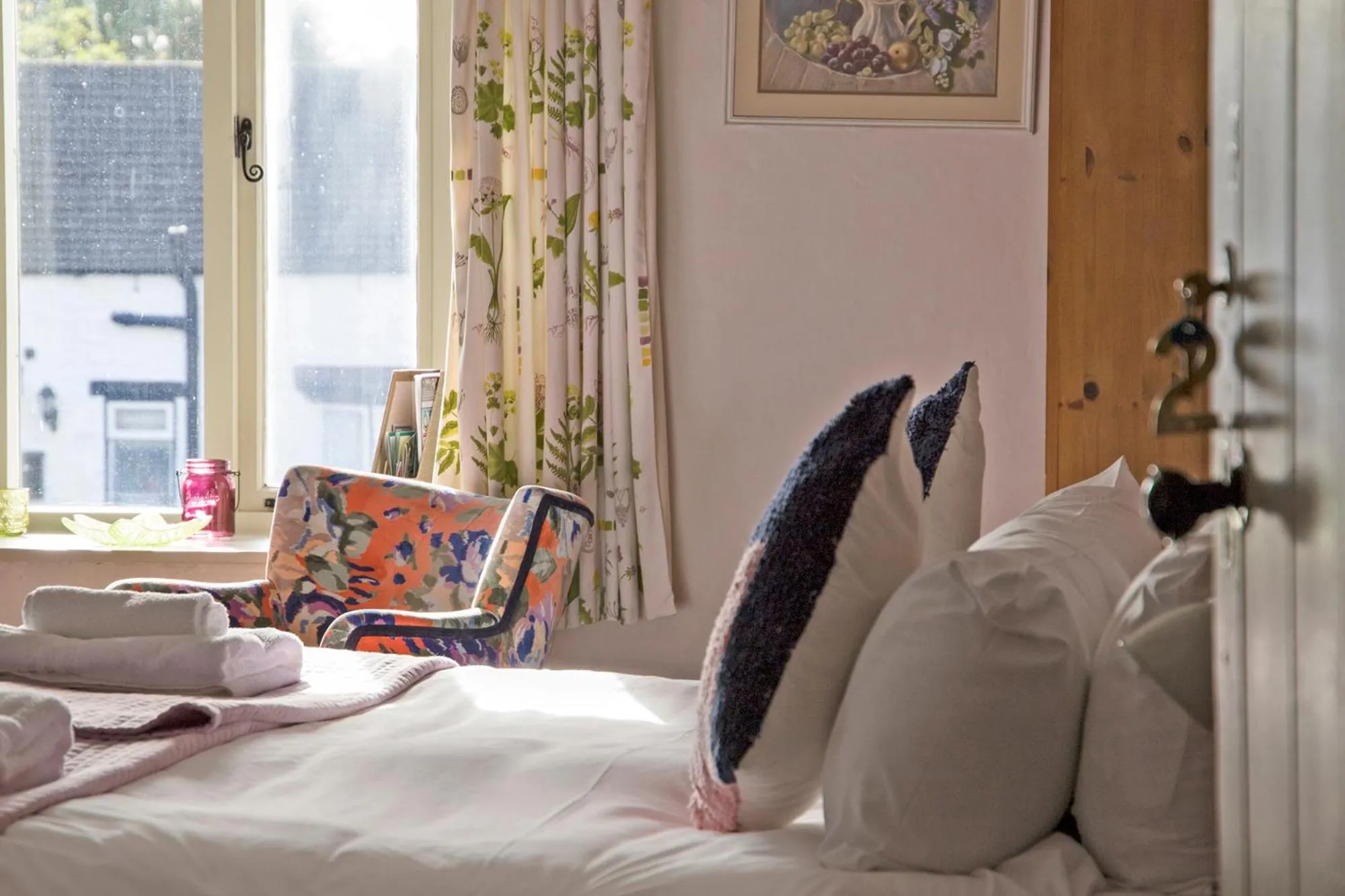 Bedroom, Bed in Hawthorn Farm Guest House