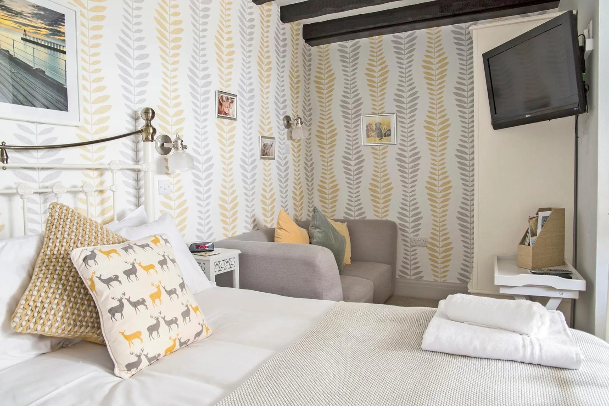 Bedroom, Bed in Hawthorn Farm Guest House