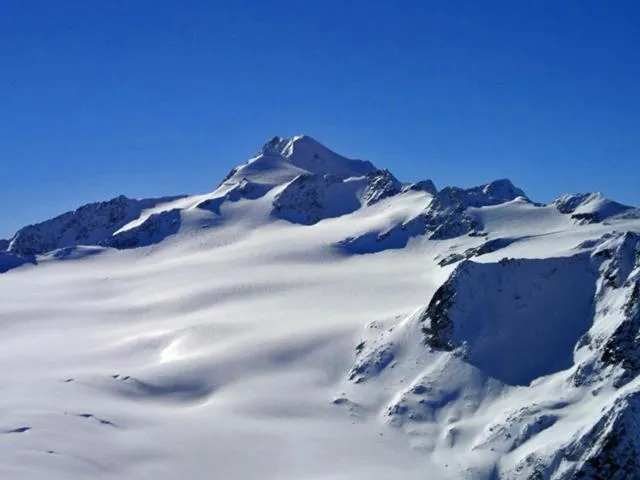Natural landscape in LEOPOLDINE Apart Zimmer