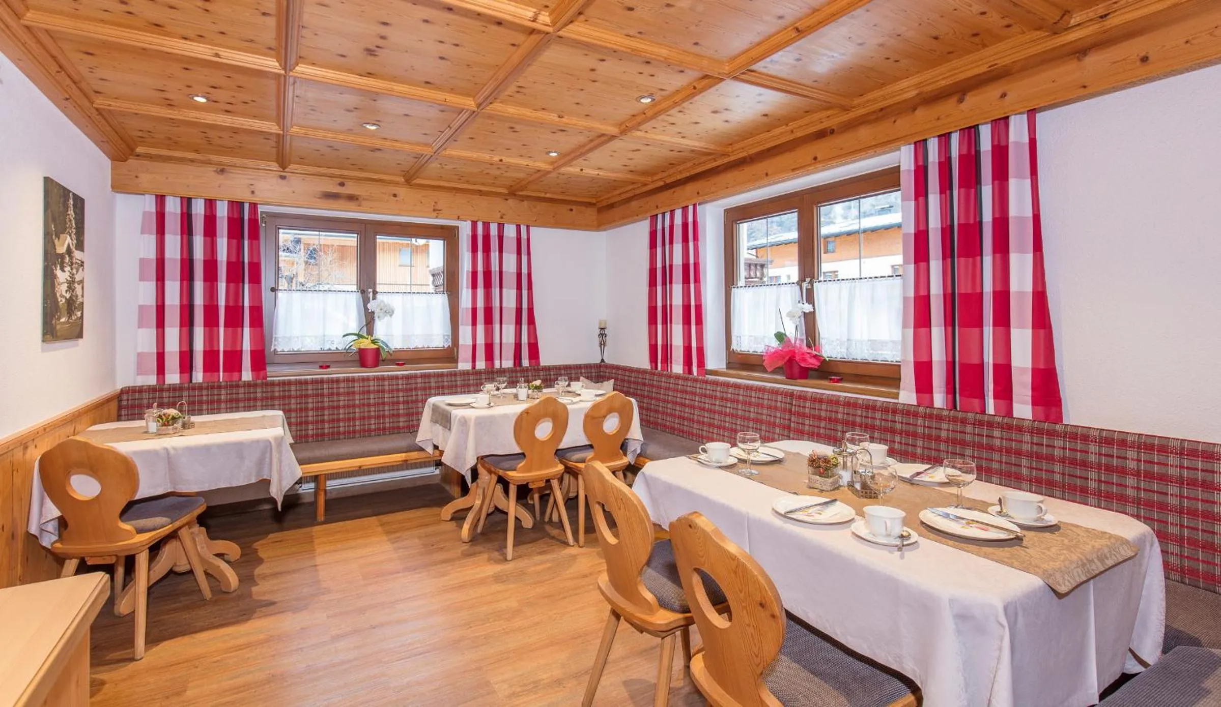 Breakfast in LEOPOLDINE Apart Zimmer