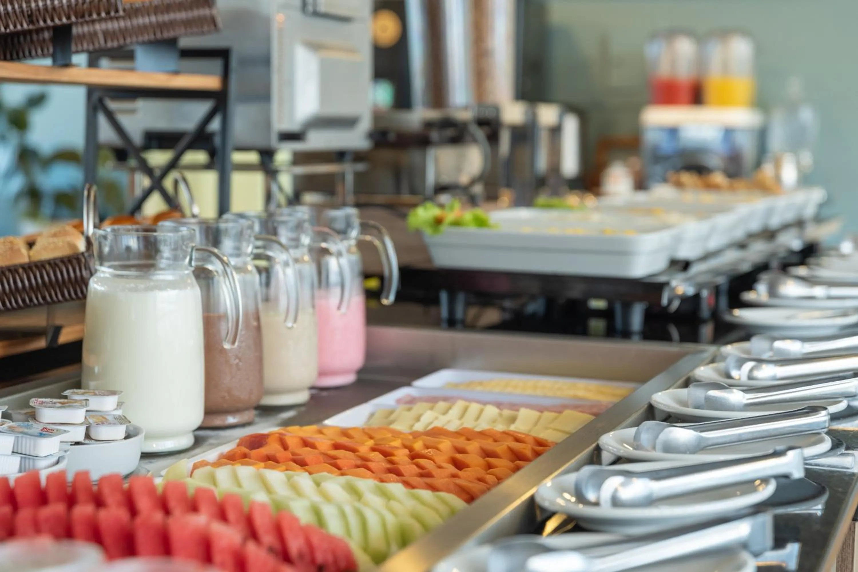 Food and drinks in Hotel Costamar Ponta Verde