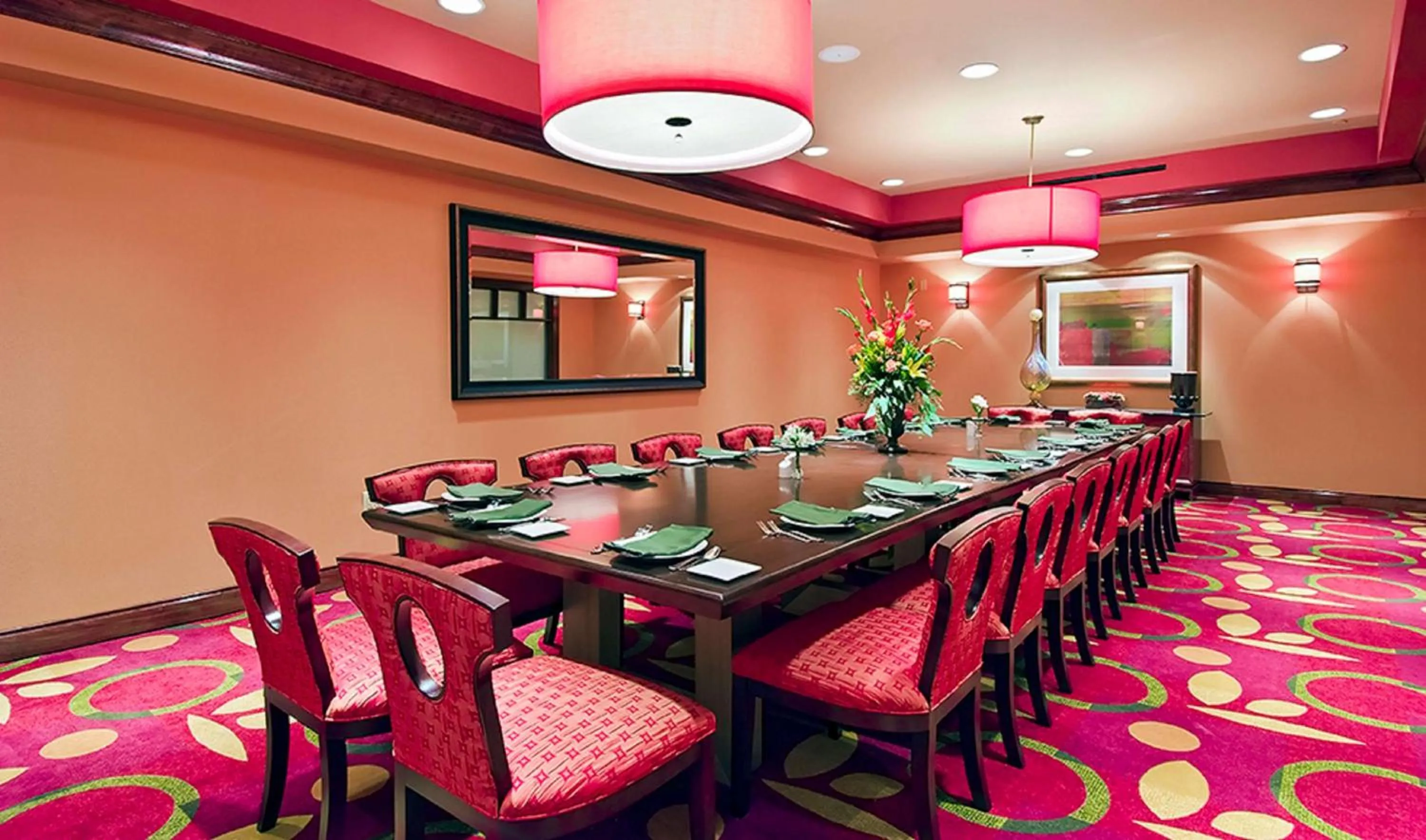 Restaurant/places to eat in Embassy Suites Murfreesboro - Hotel & Conference Center