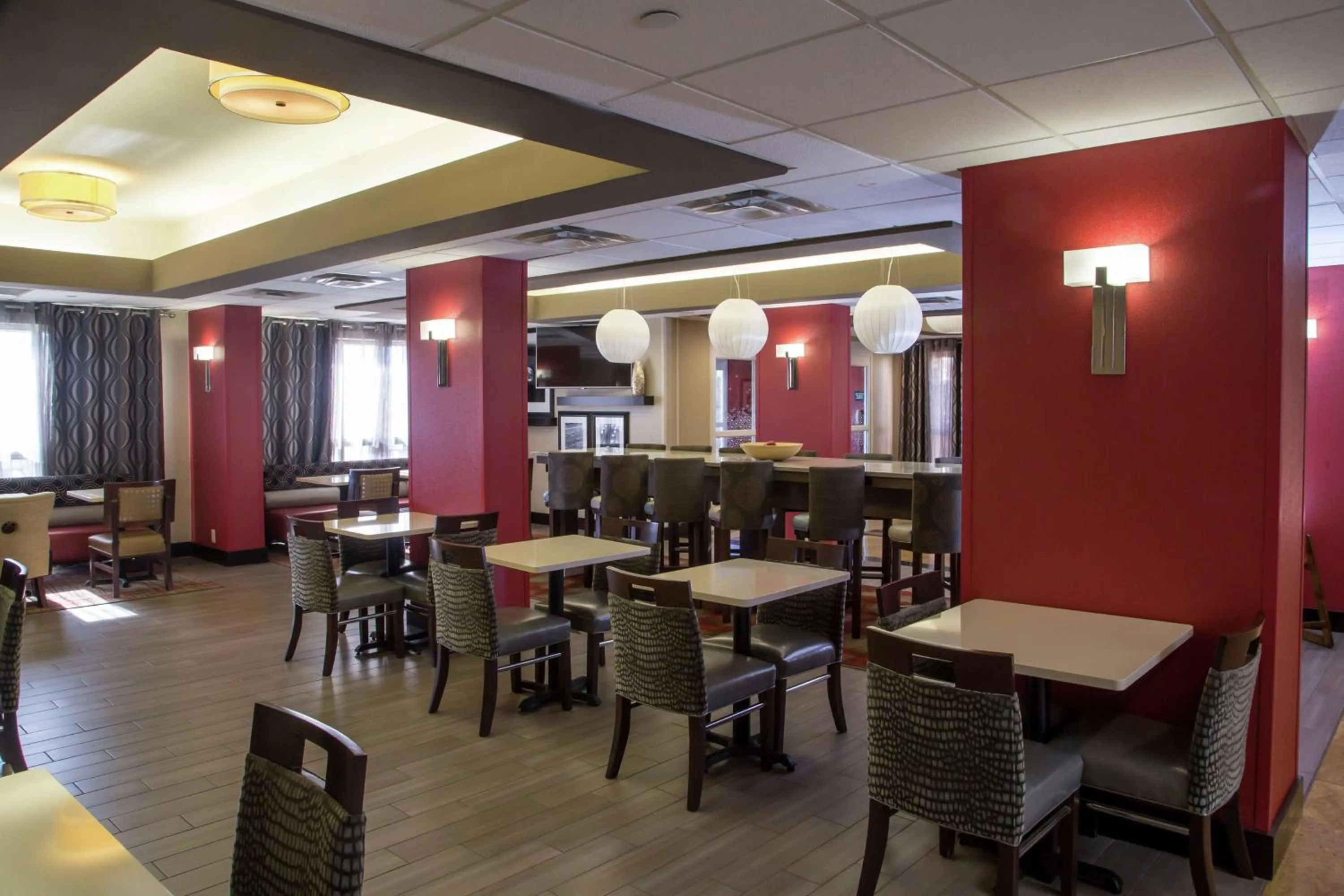 Restaurant/places to eat in Hampton Inn Oxford-West