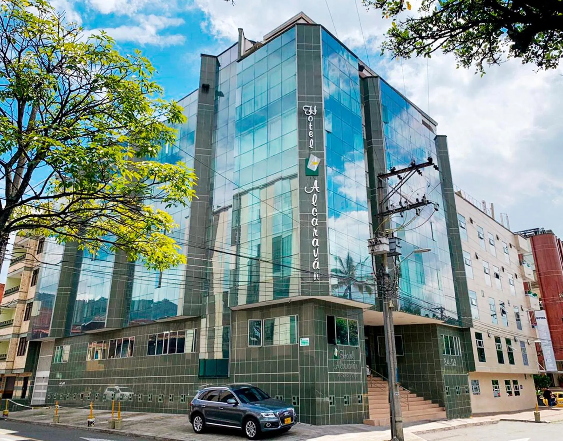 Property building in Hotel Alcaravan Medellín