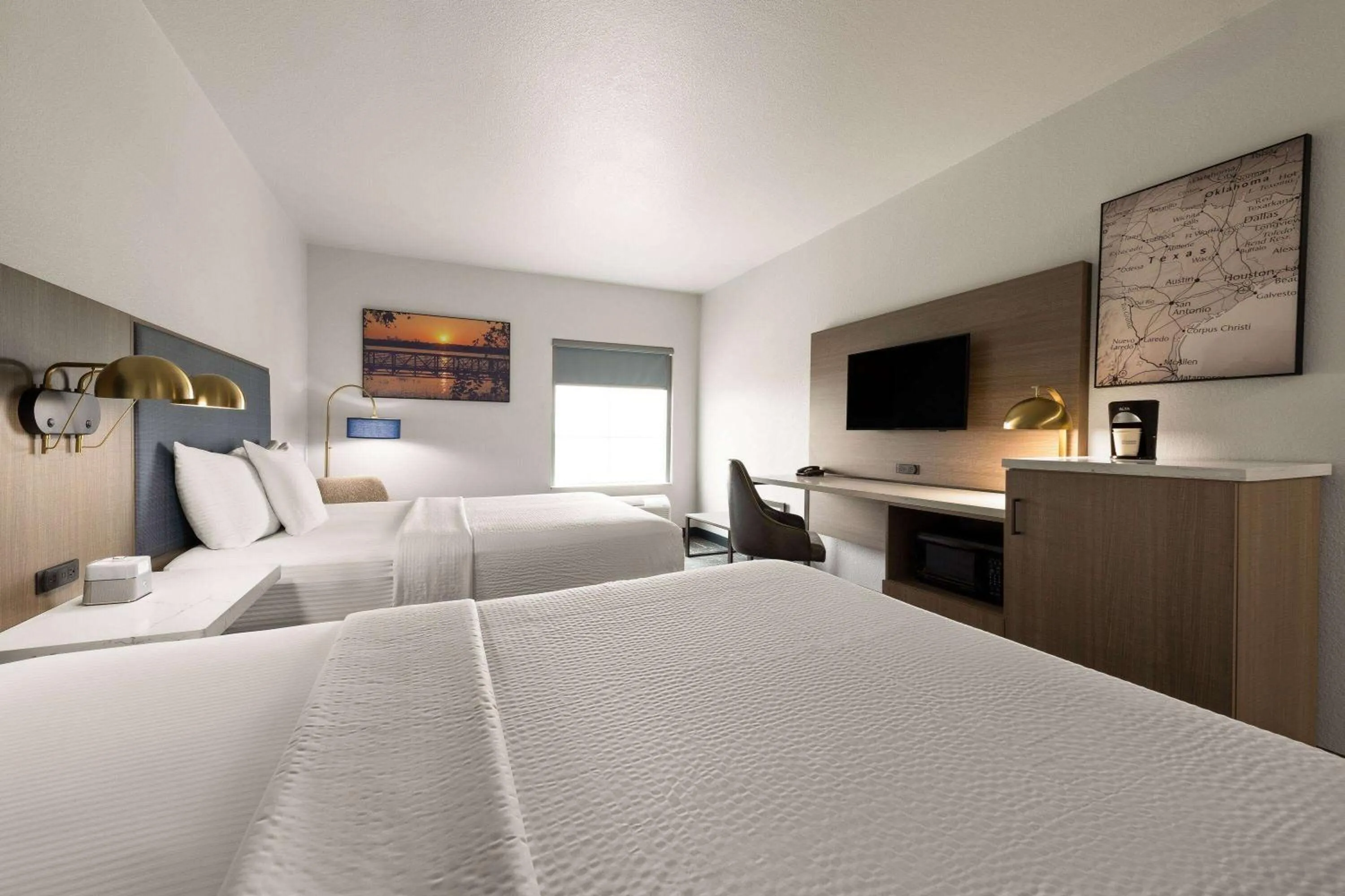 Photo of the whole room, Bed in La Quinta by Wyndham Ft. Worth - Forest Hill, TX