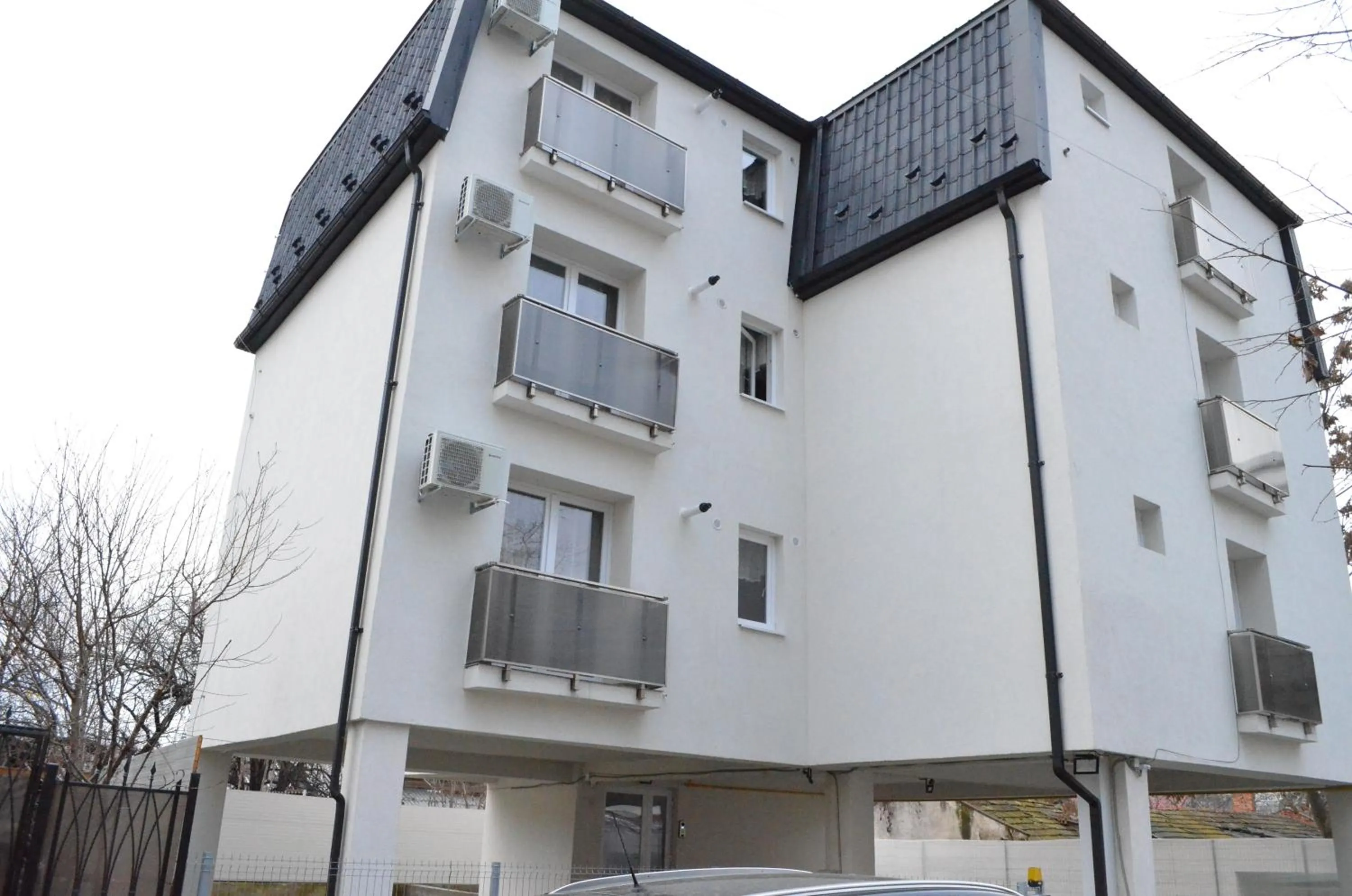 Property building in Alexys Residence 7