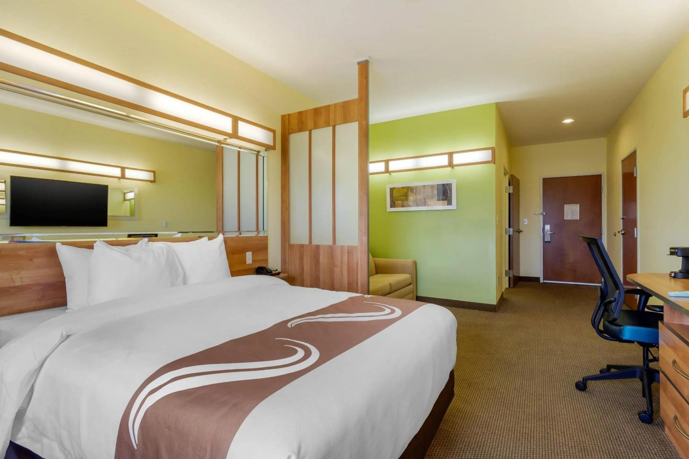 Bedroom, Bed in Quality Inn & Suites Lehigh Acres Fort Myers