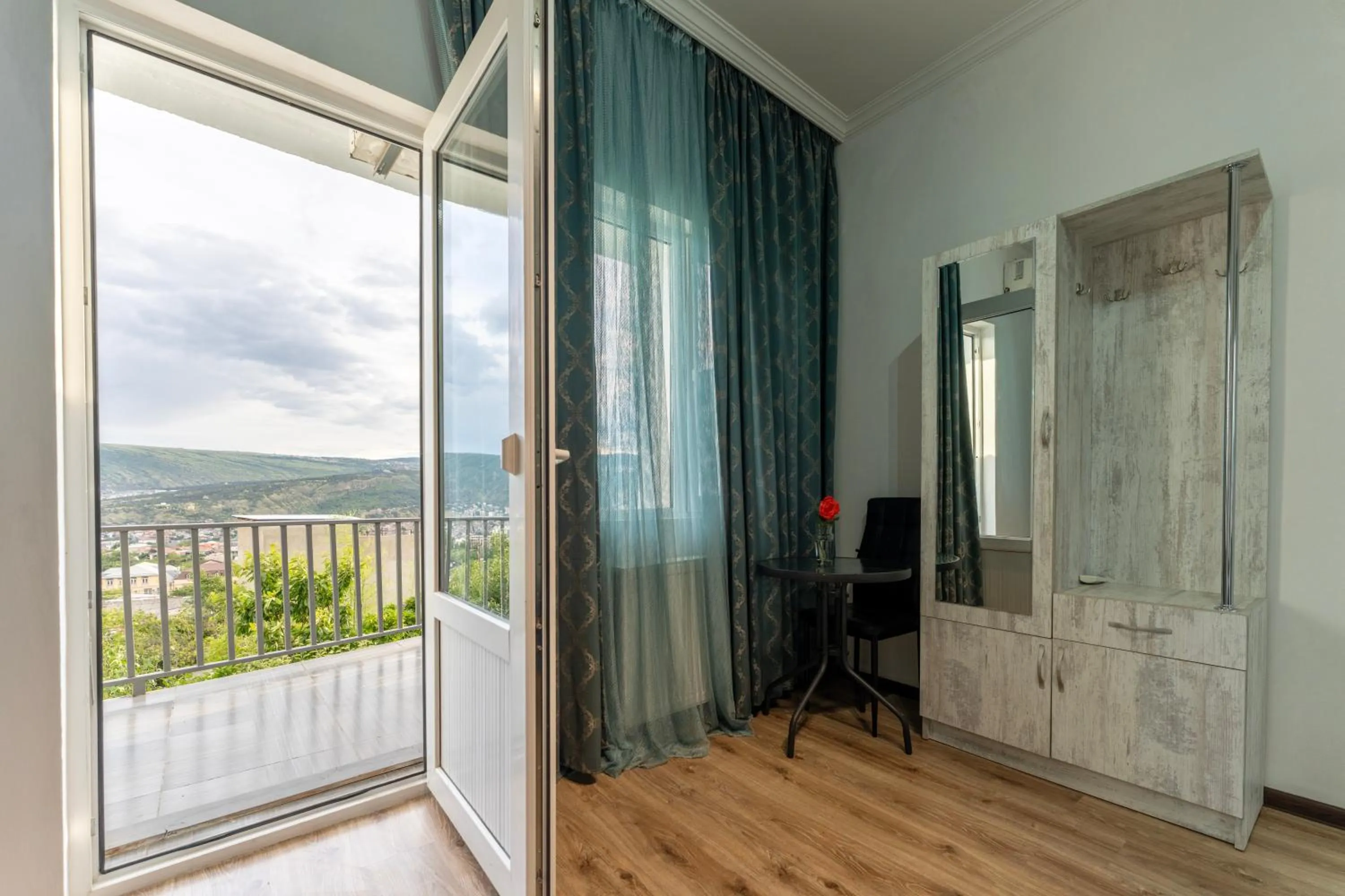 Upstairs Hotel Tbilisi