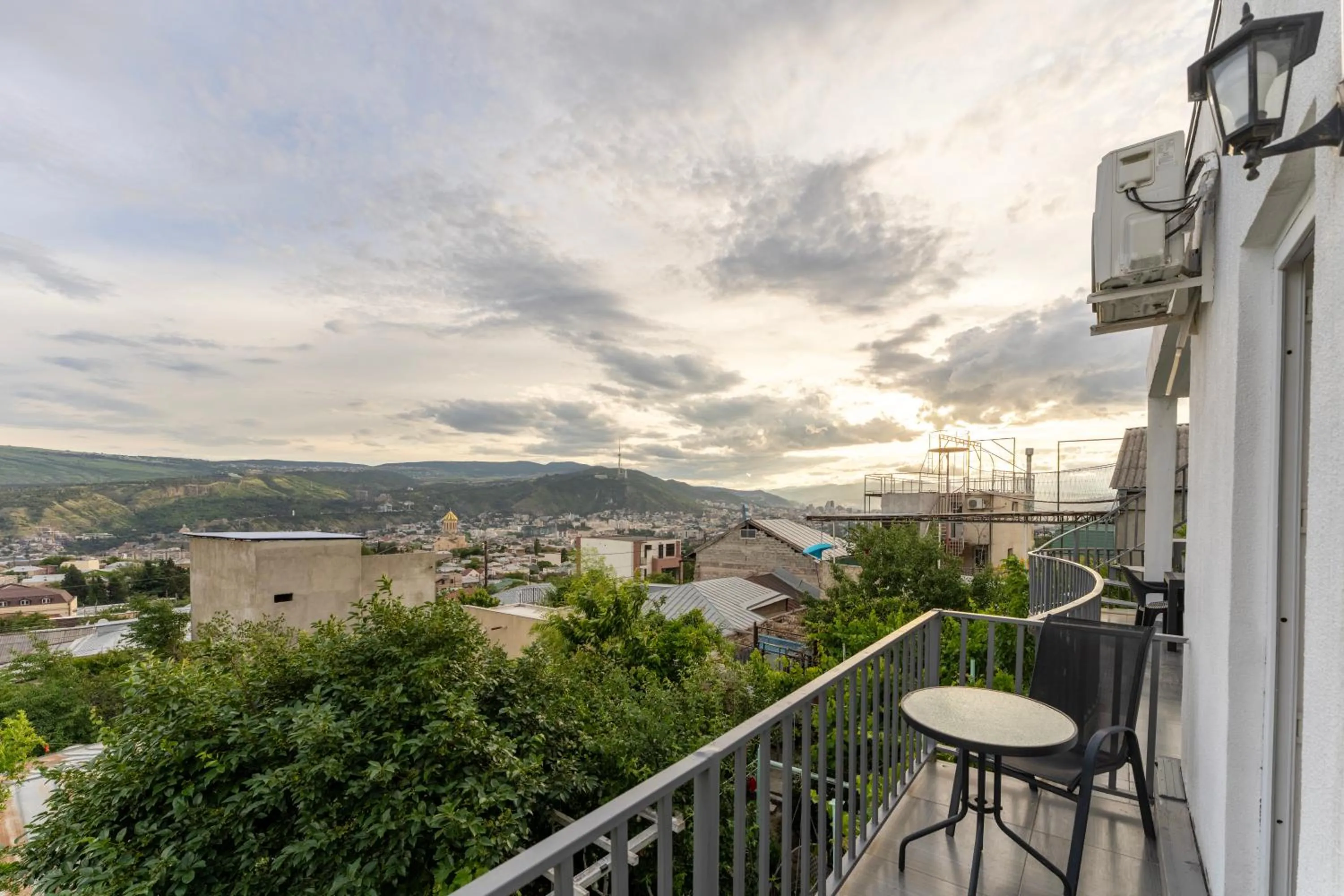 Upstairs Hotel Tbilisi