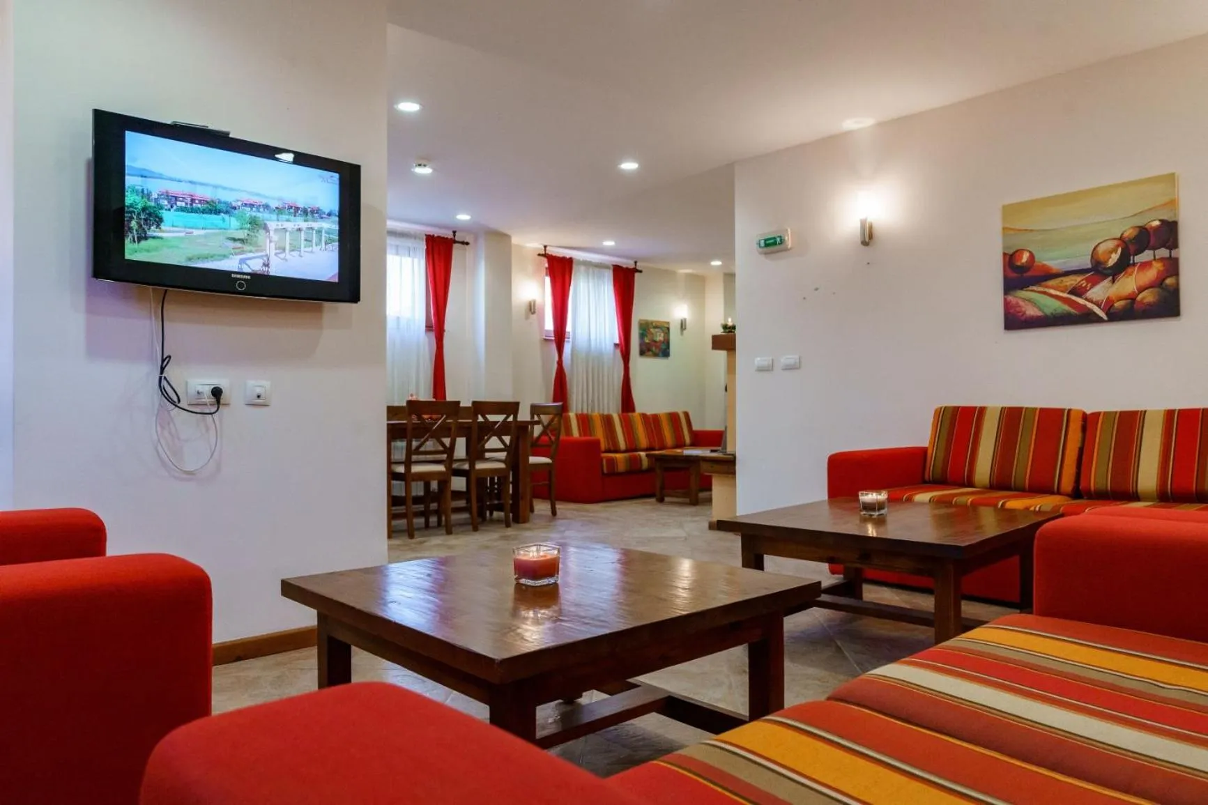 Communal lounge/ TV room in SPA Resort St Ivan Rilski - Halfboard & All Inclusive