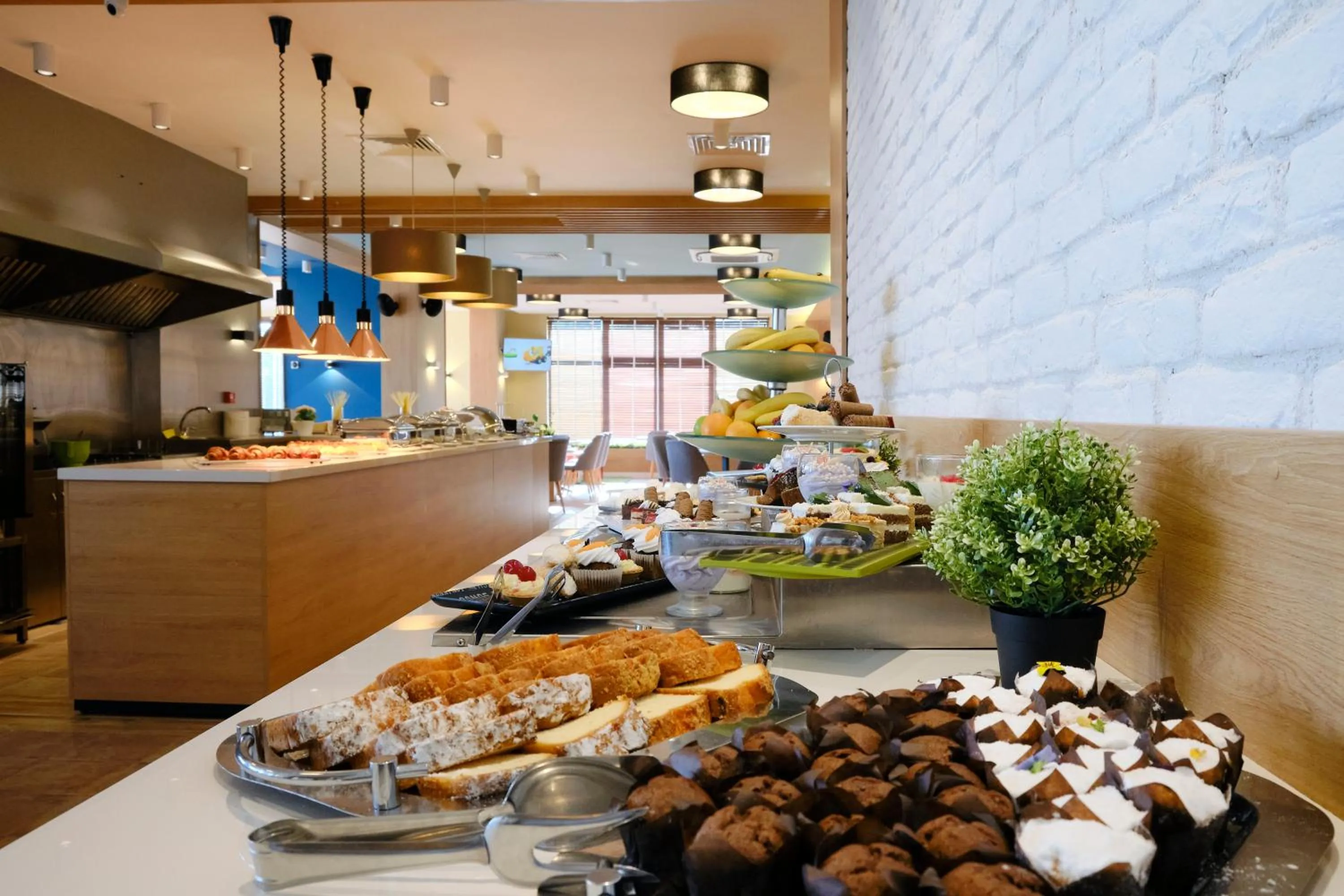 Restaurant/places to eat in Santa Marina Holiday Village