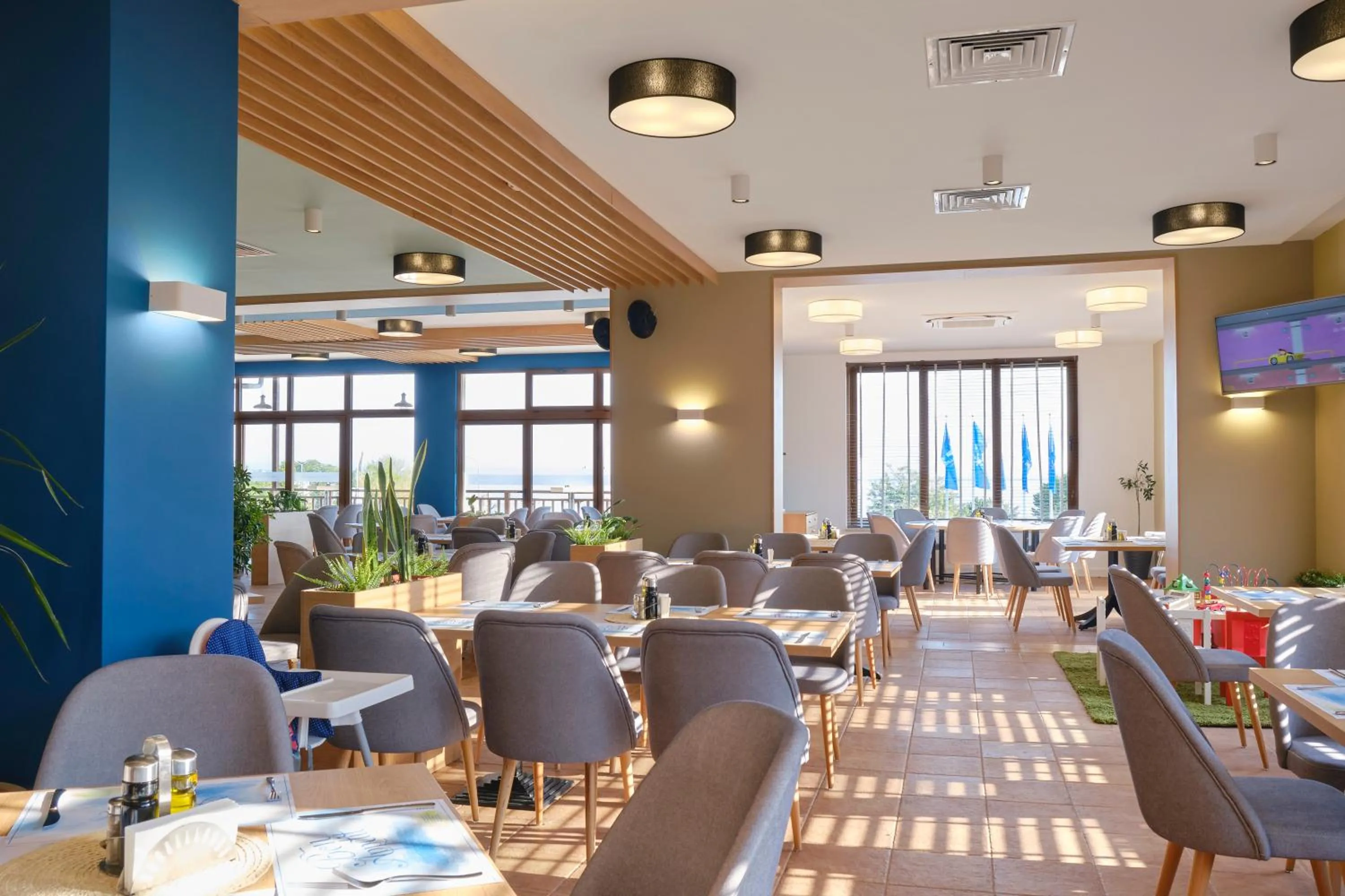 Restaurant/places to eat in Santa Marina Holiday Village